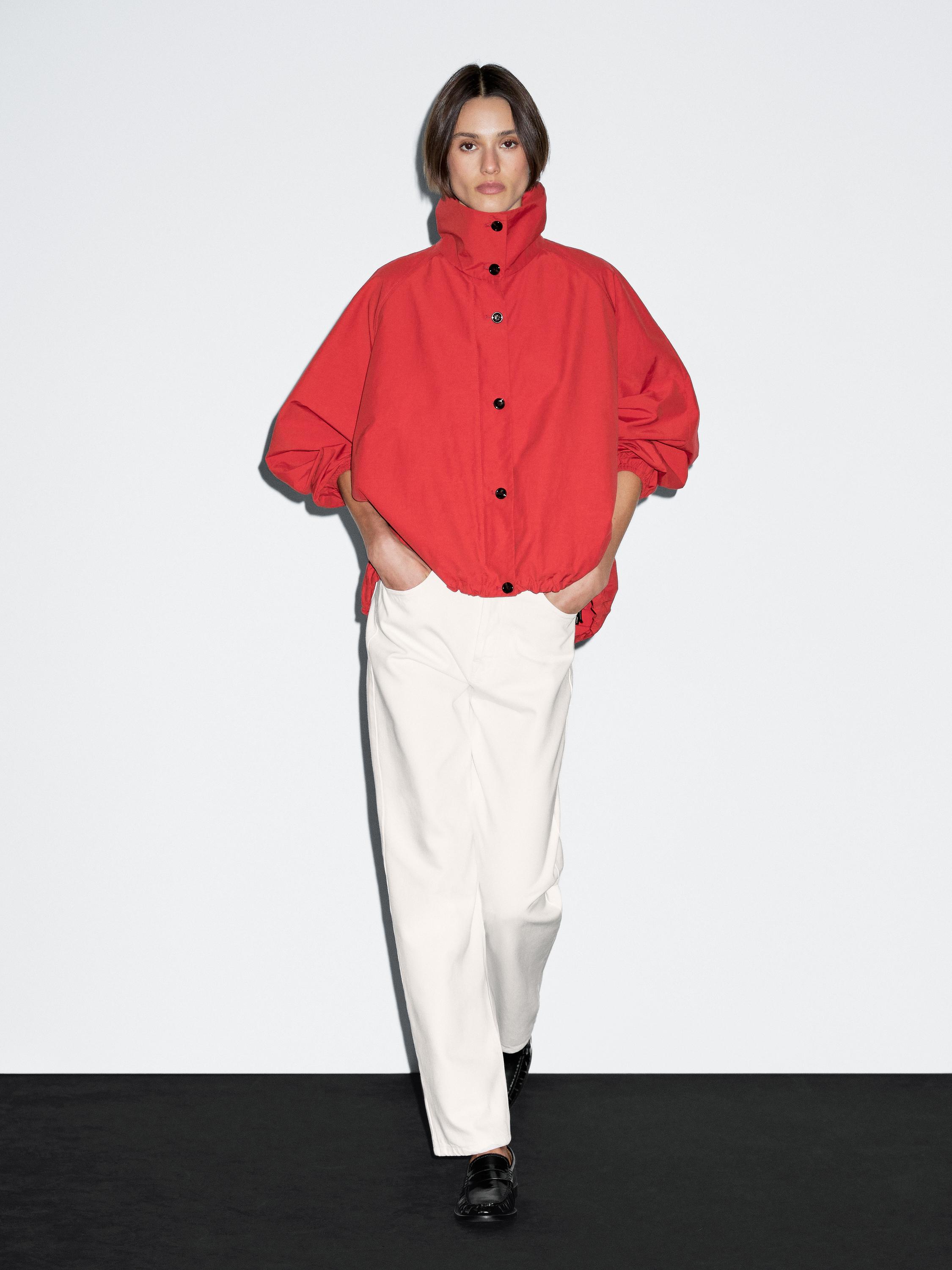 Bomber jacket, puffed turtleneck