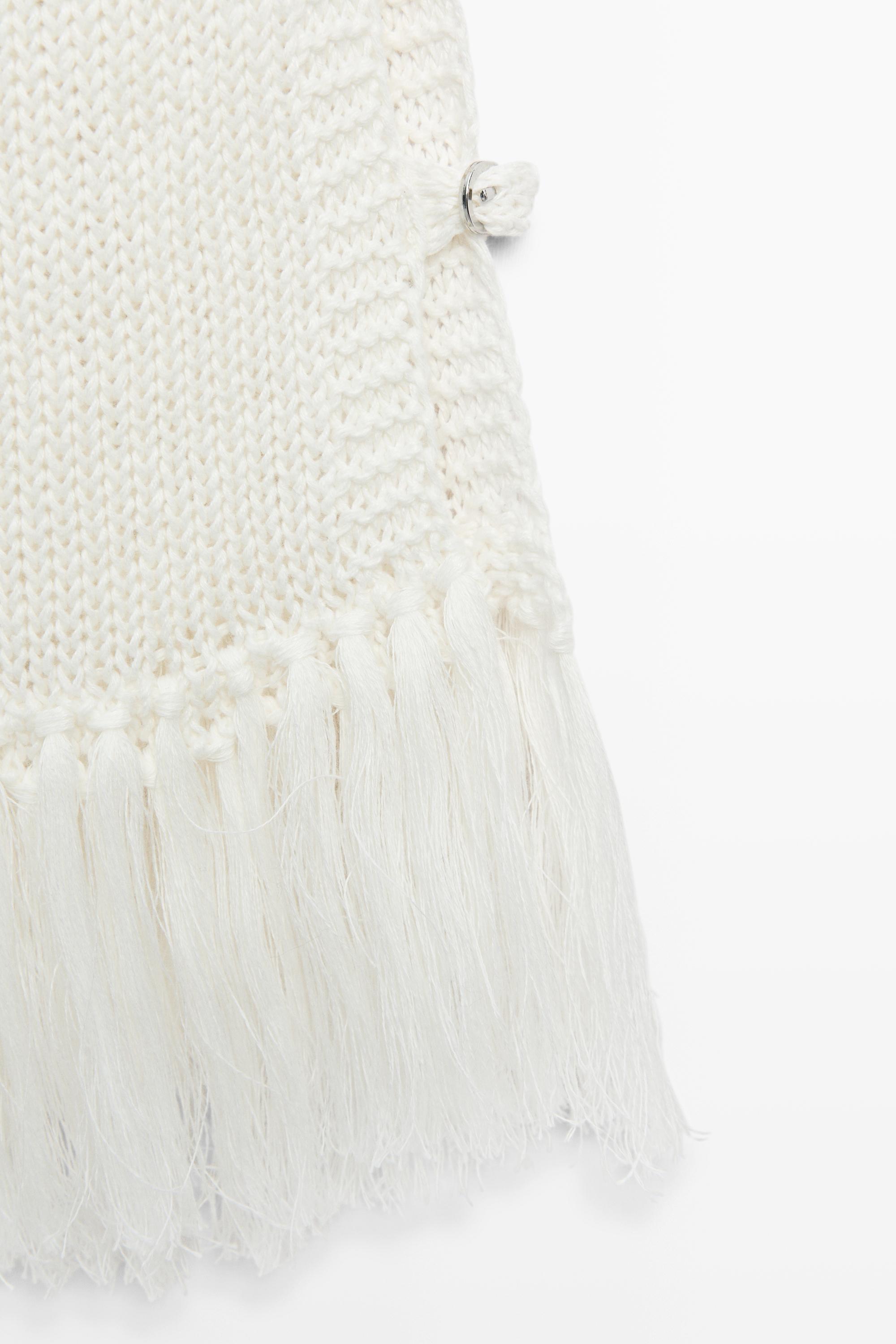 Fringe detail knit top - STUDIO — WHITE