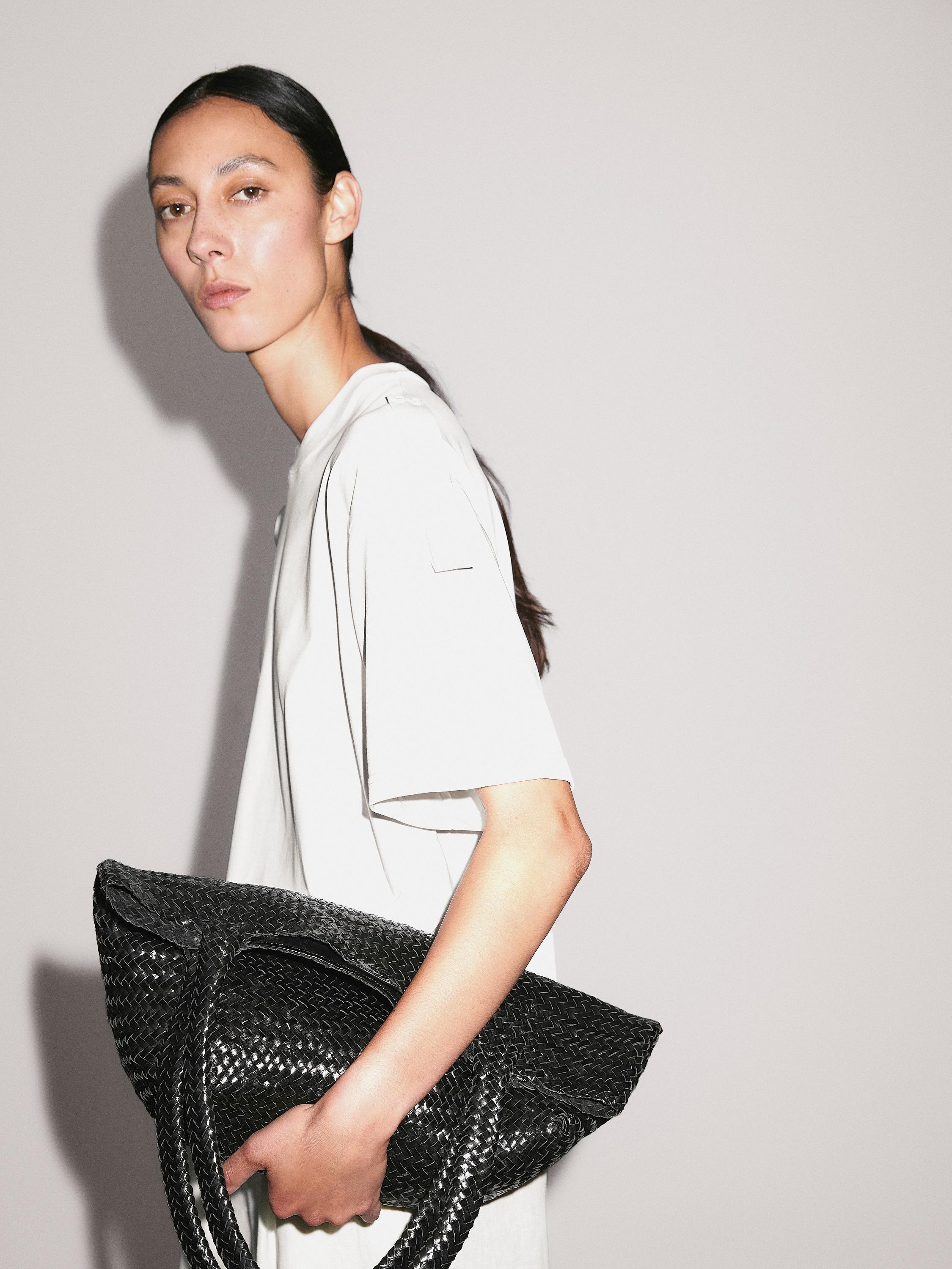 100% cotton short-sleeve T-shirt