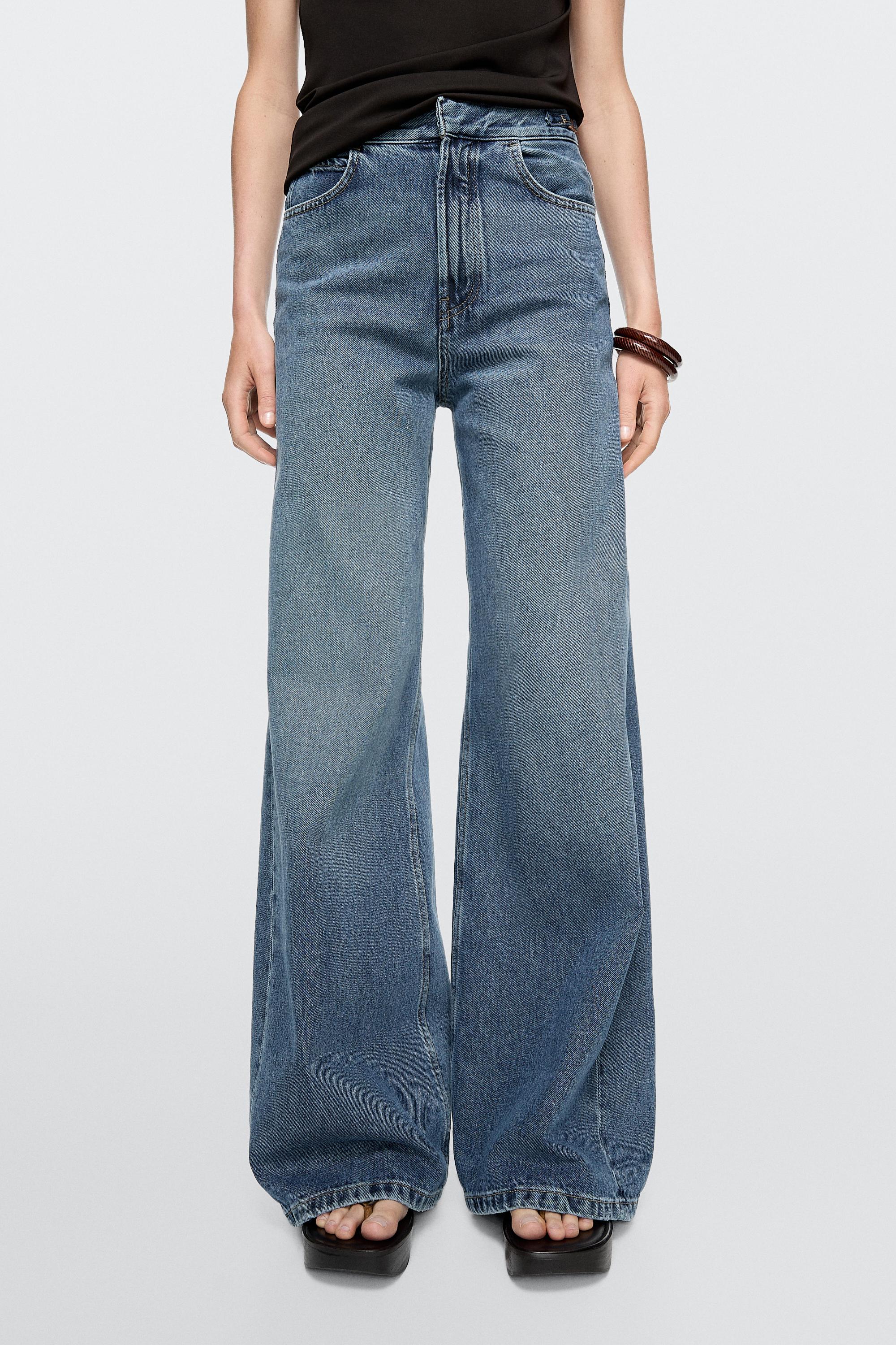 Mid-rise bell bottom jeans — MEDIUM BLUE