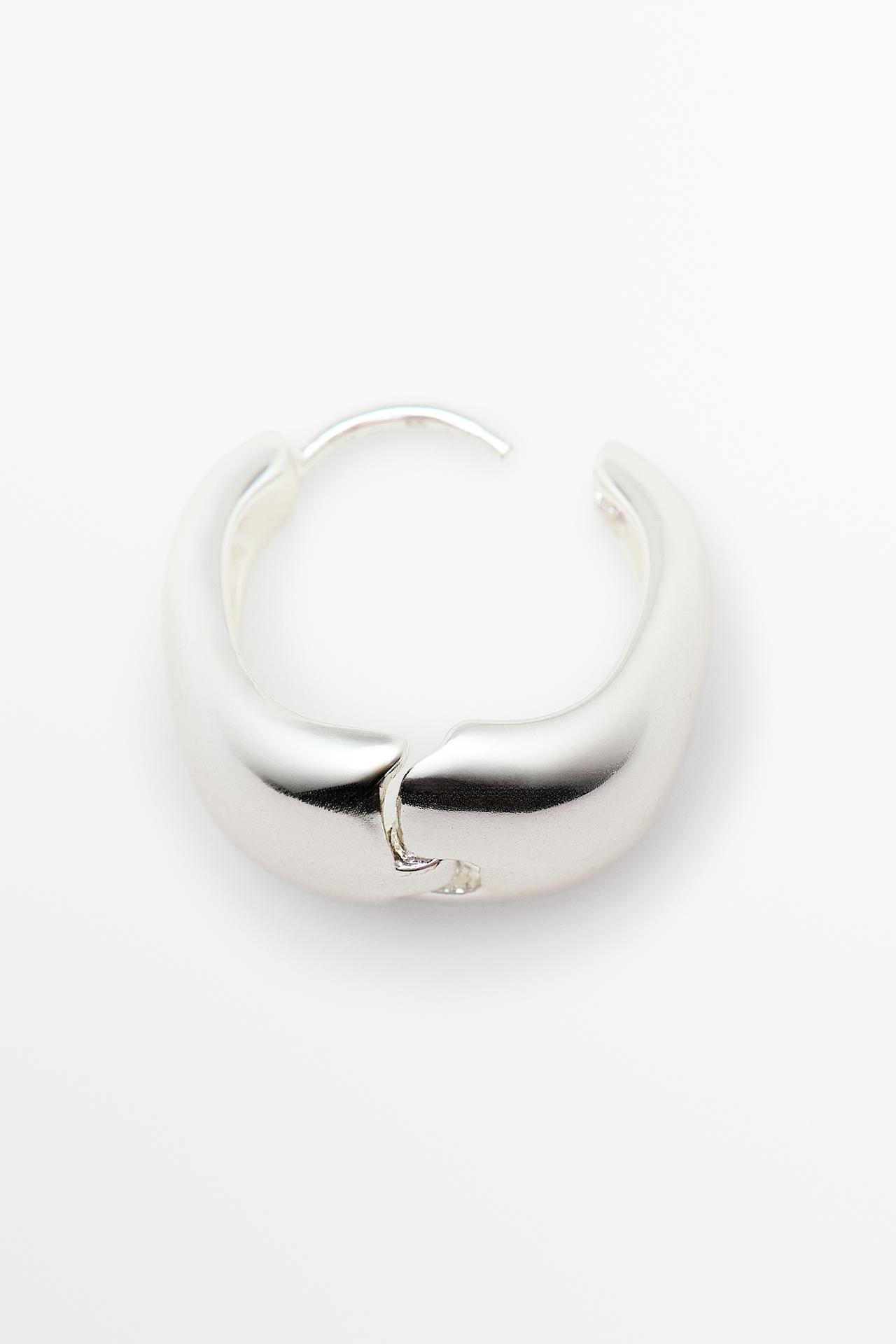 Voluminous earrings — SILVER