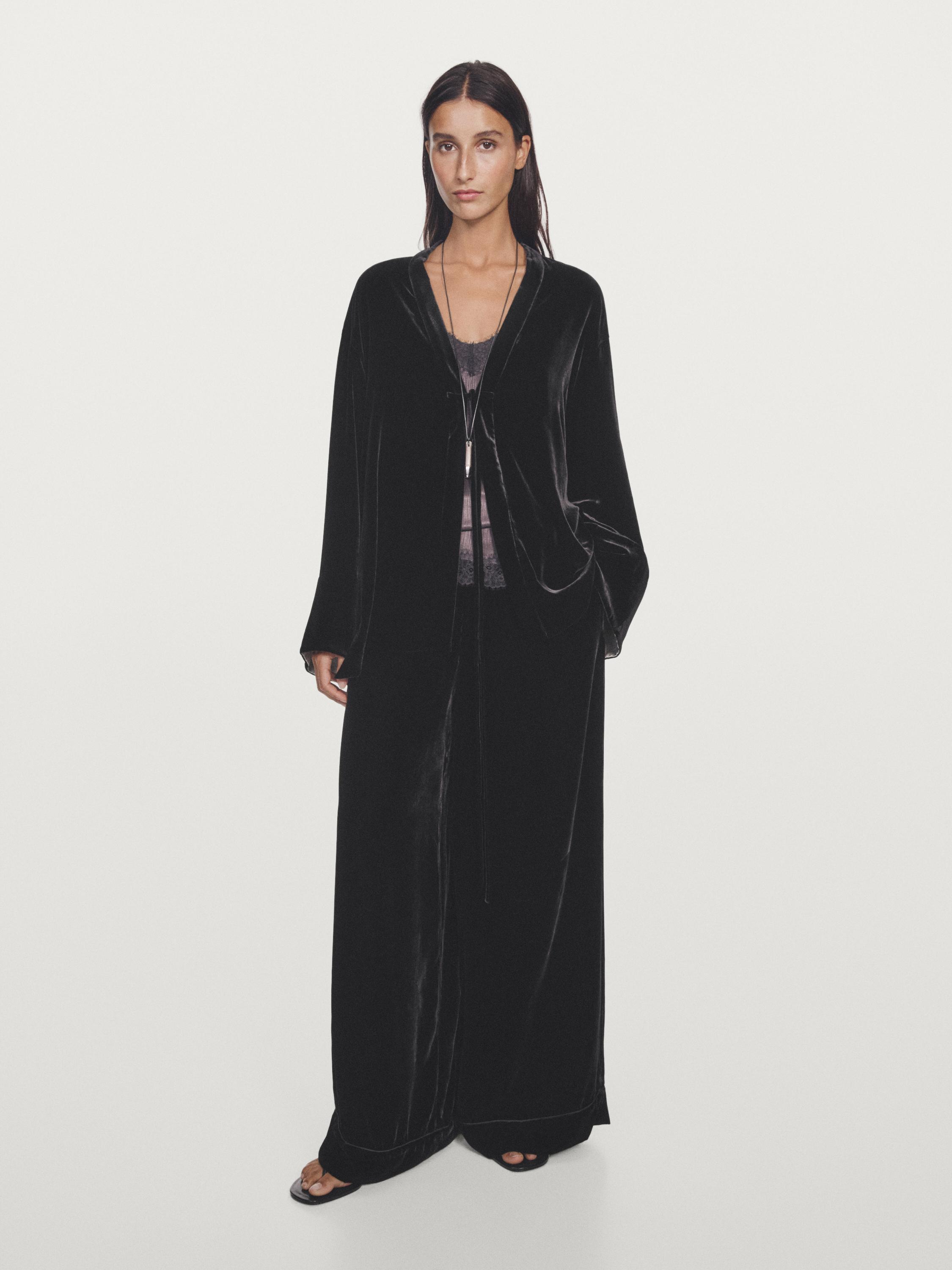 Wide-leg velvet trousers