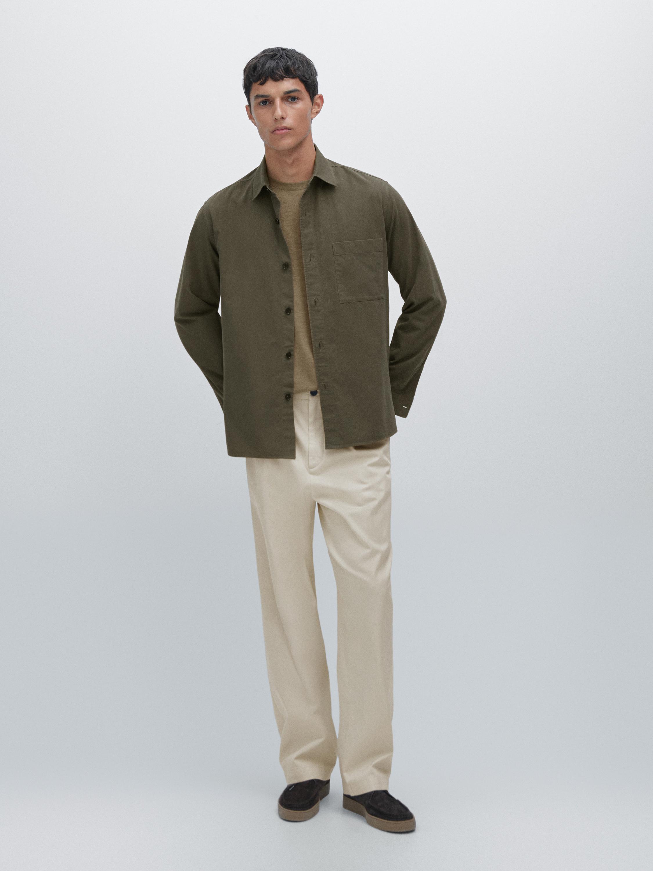 100% cotton shirt with pocket detail