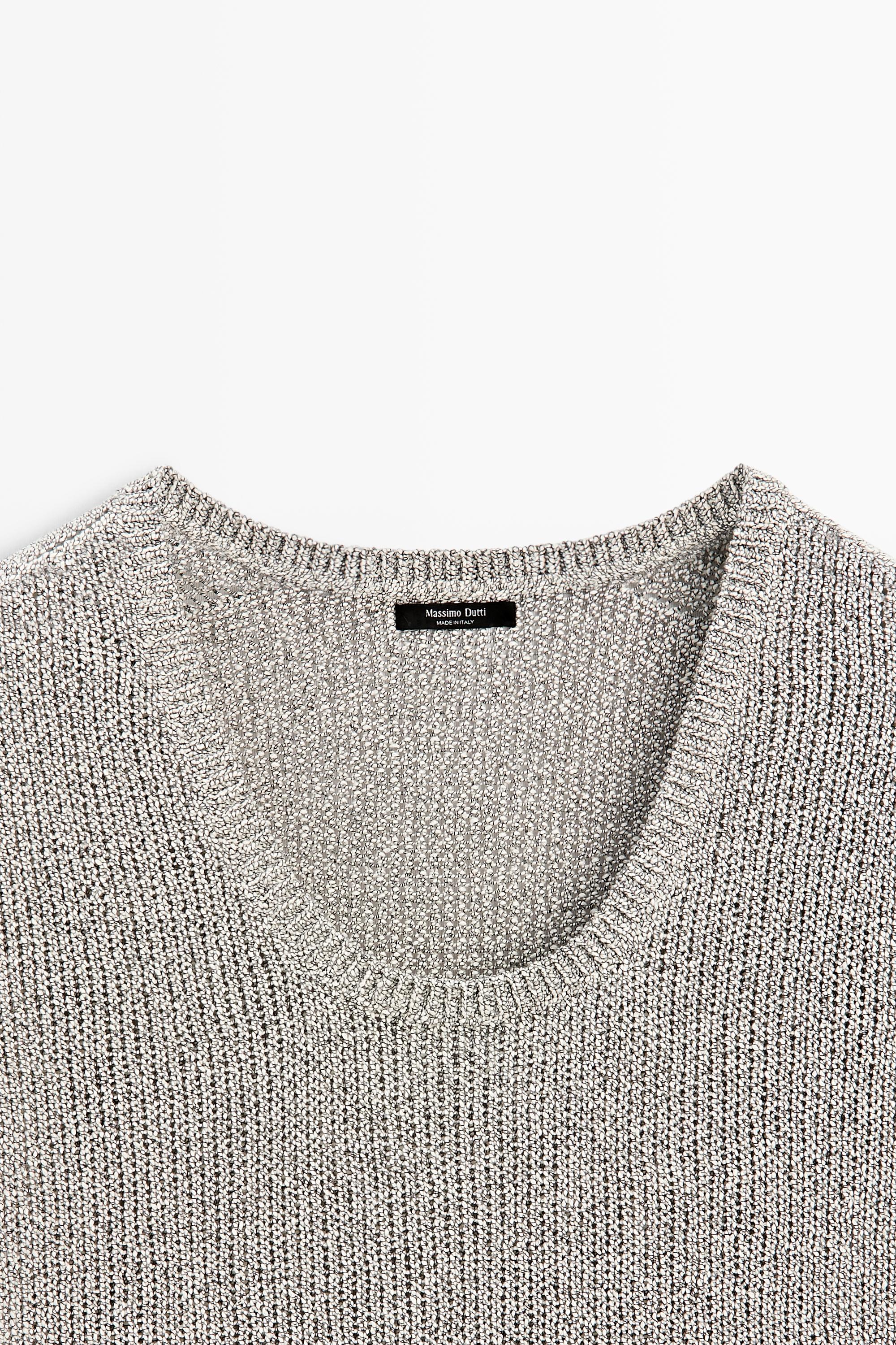 Short sleeve knit sweater with thread detail — PEARL GREY