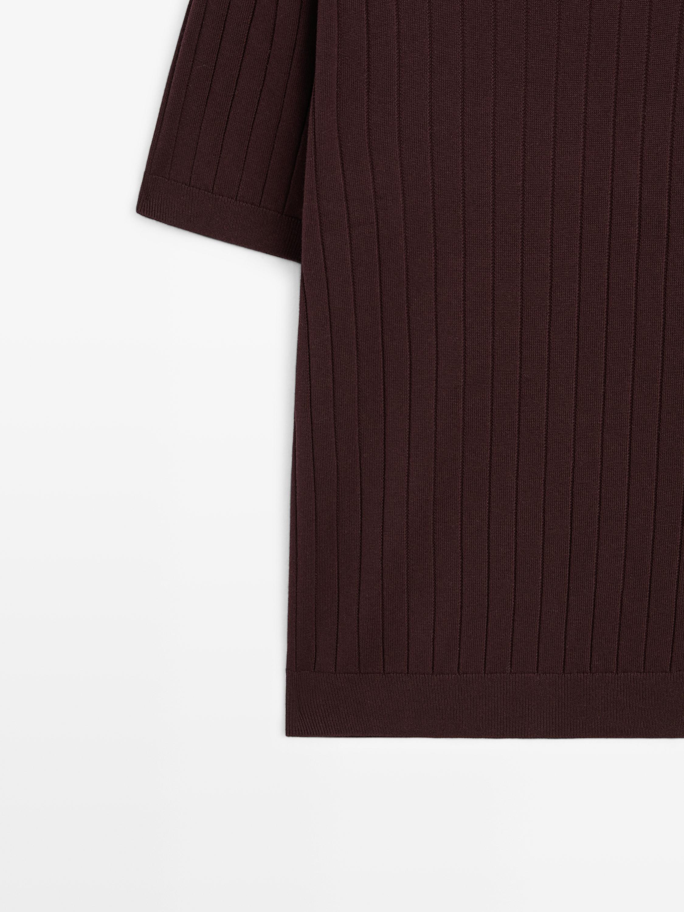 Ribbed knit polo shirt