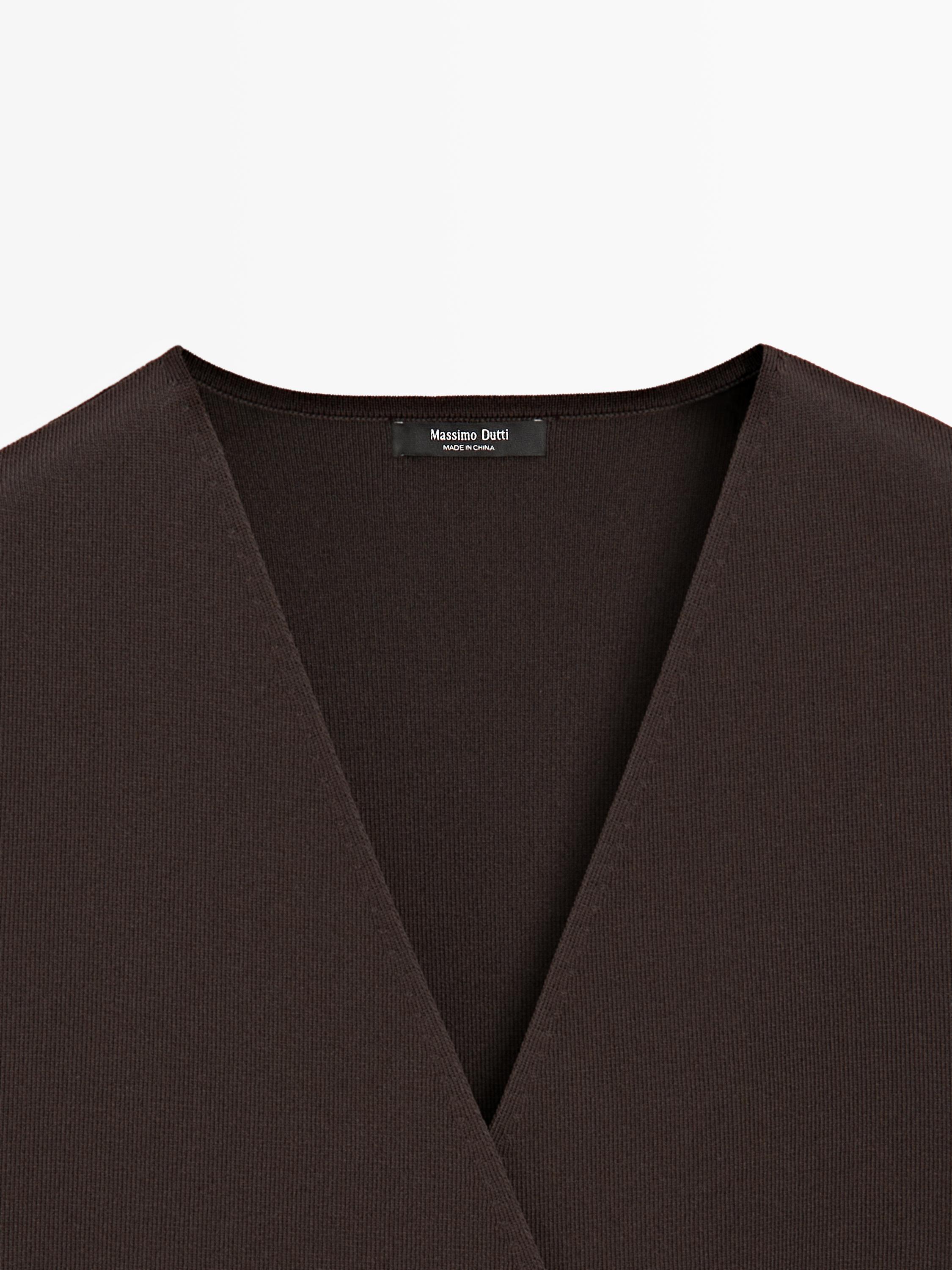 Bağcık detaylı kruvaze triko yelek