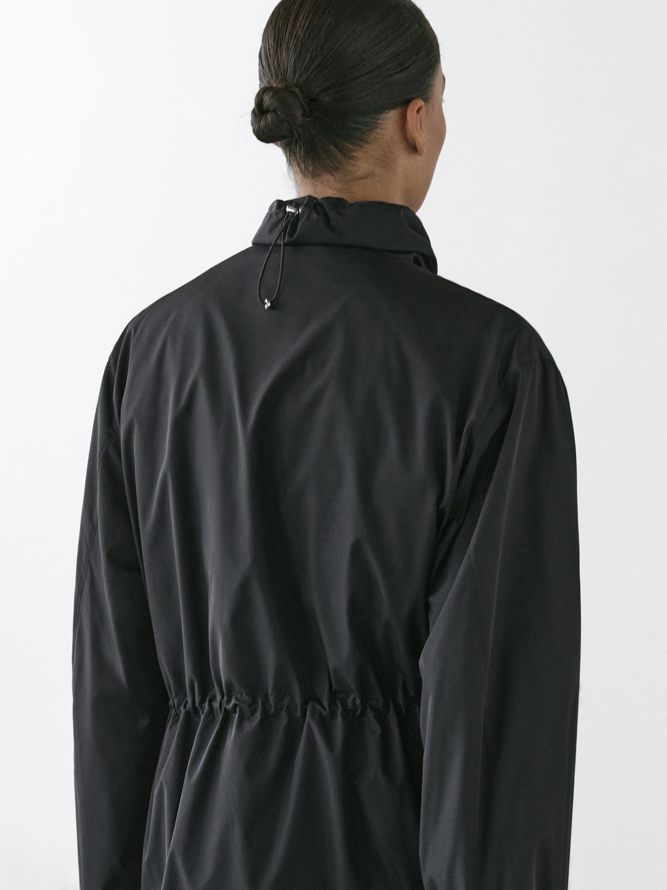 Water-repellent parka with detachable inner gilet — BLACK