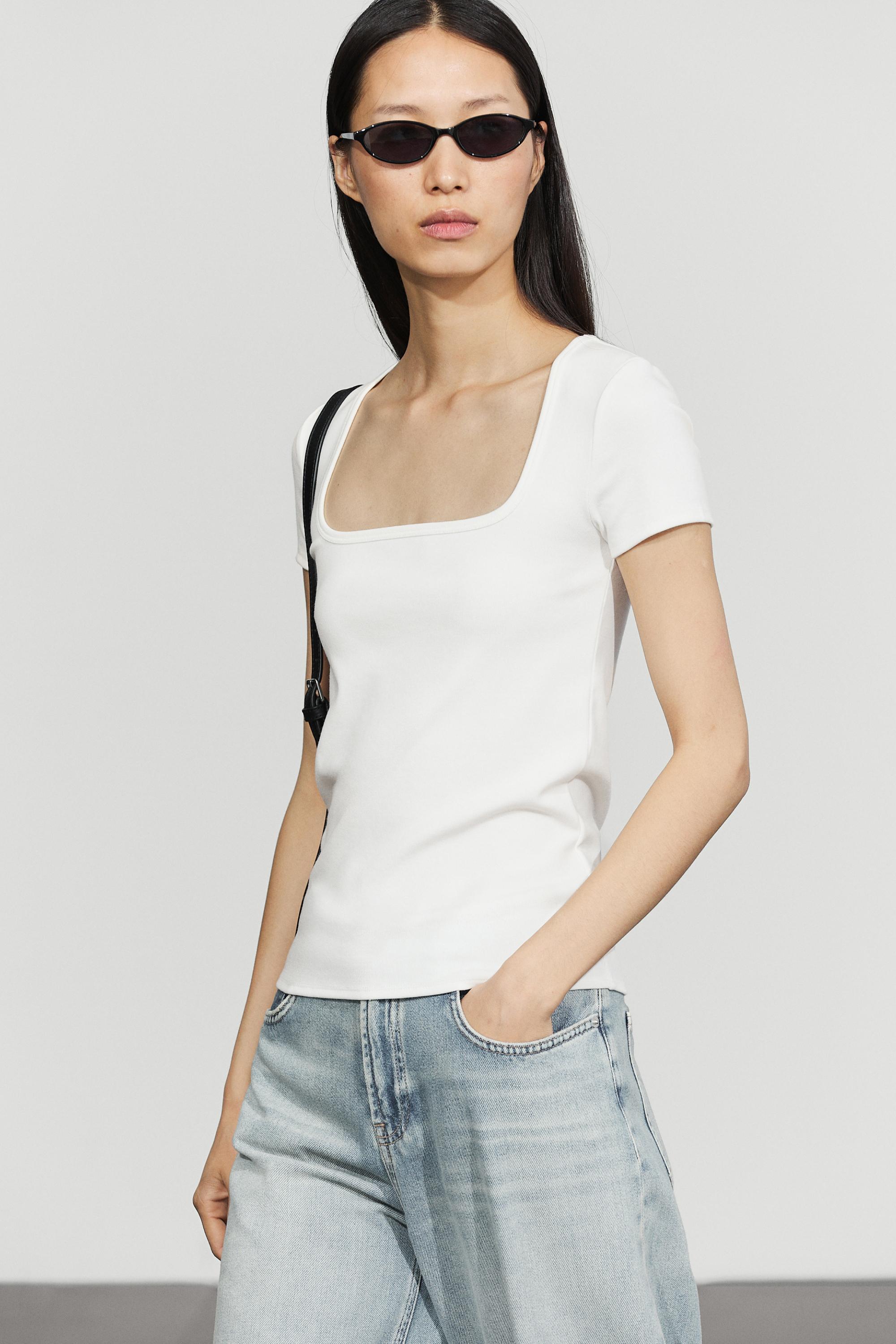 Short sleeve square neckline T-shirt — WHITE