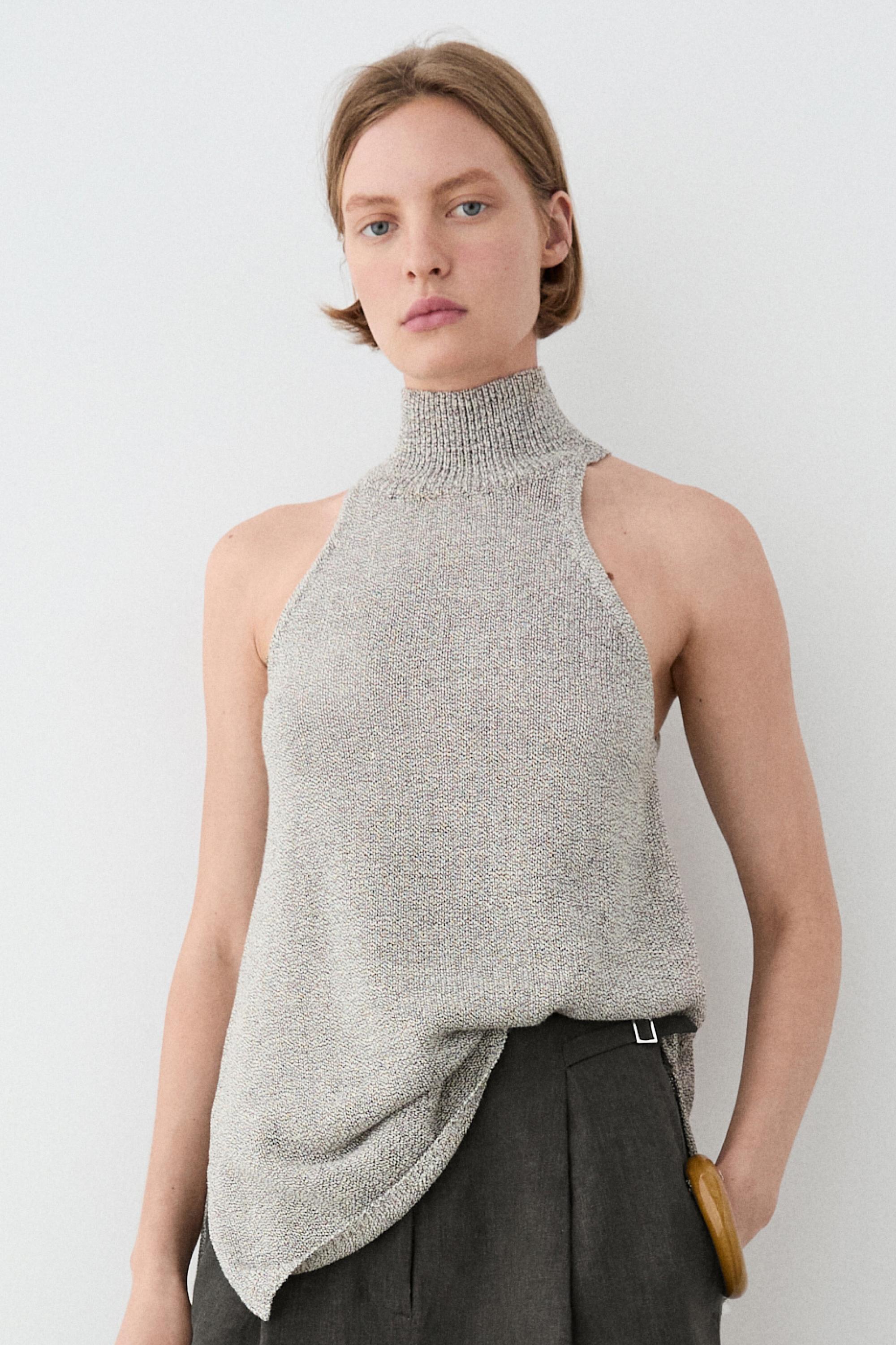 Halterneck knit top — BEIGE