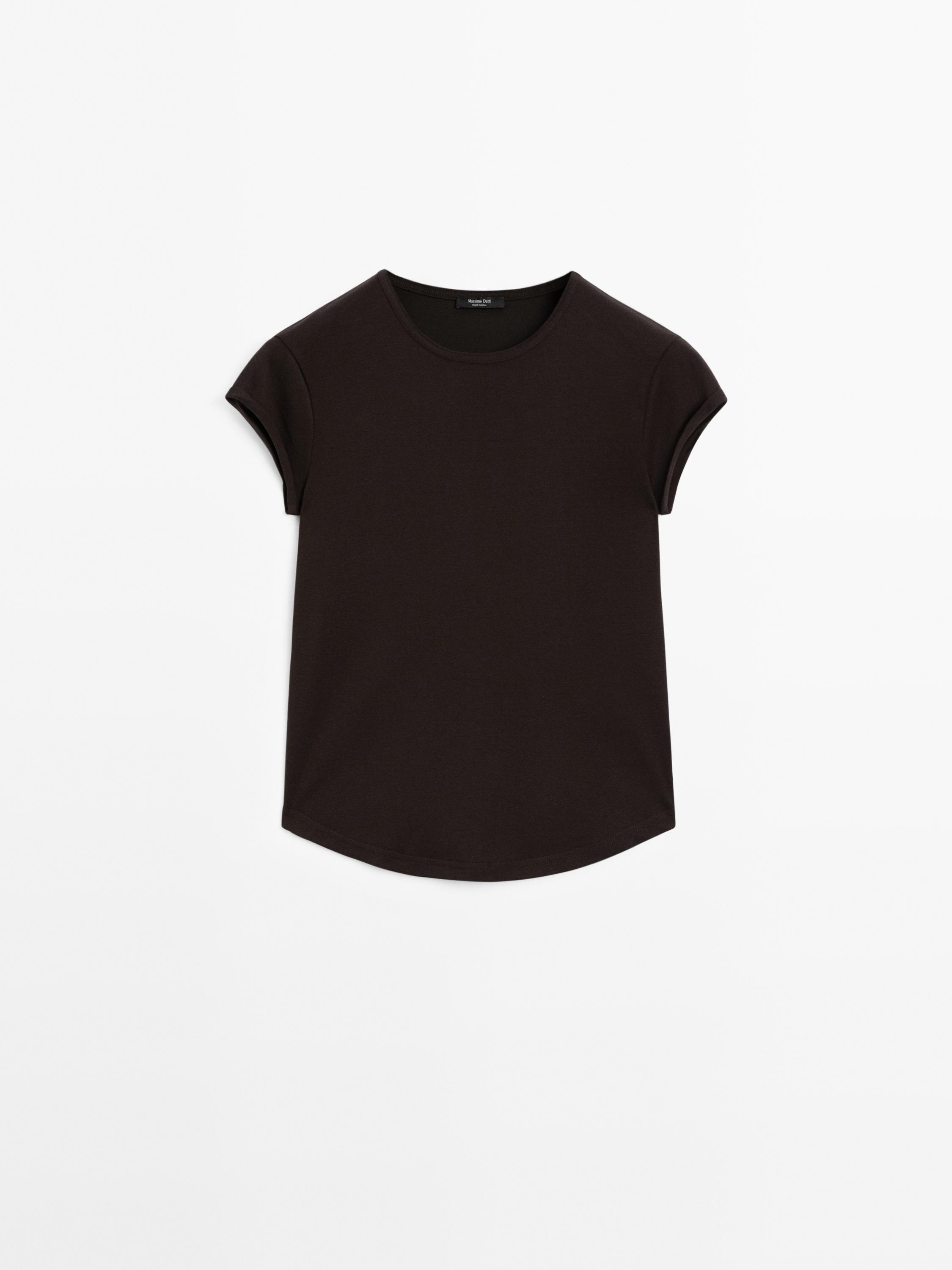 T-shirt 100 % coton arrondi dans le bas