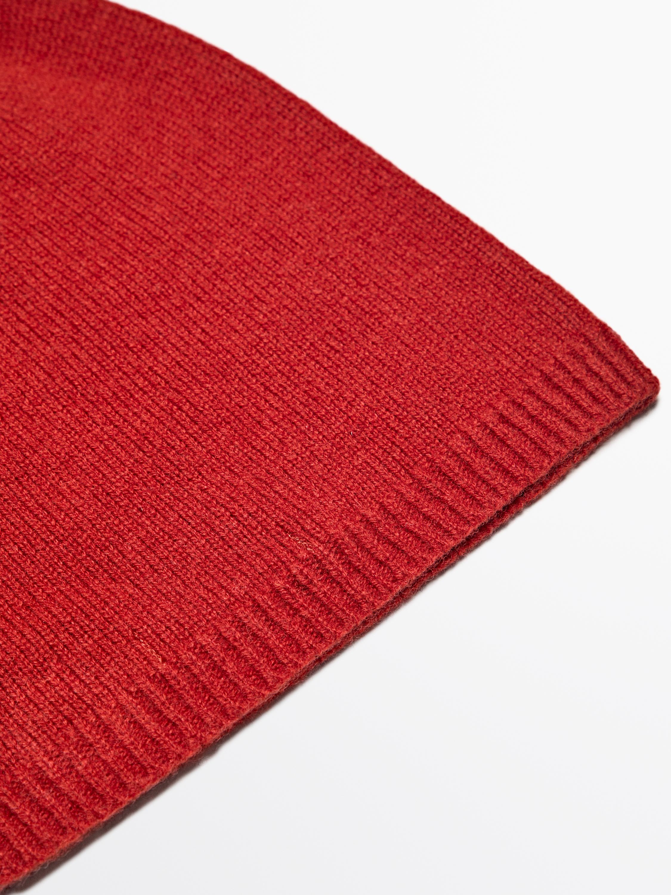 Pletena kapa od finog pletiva