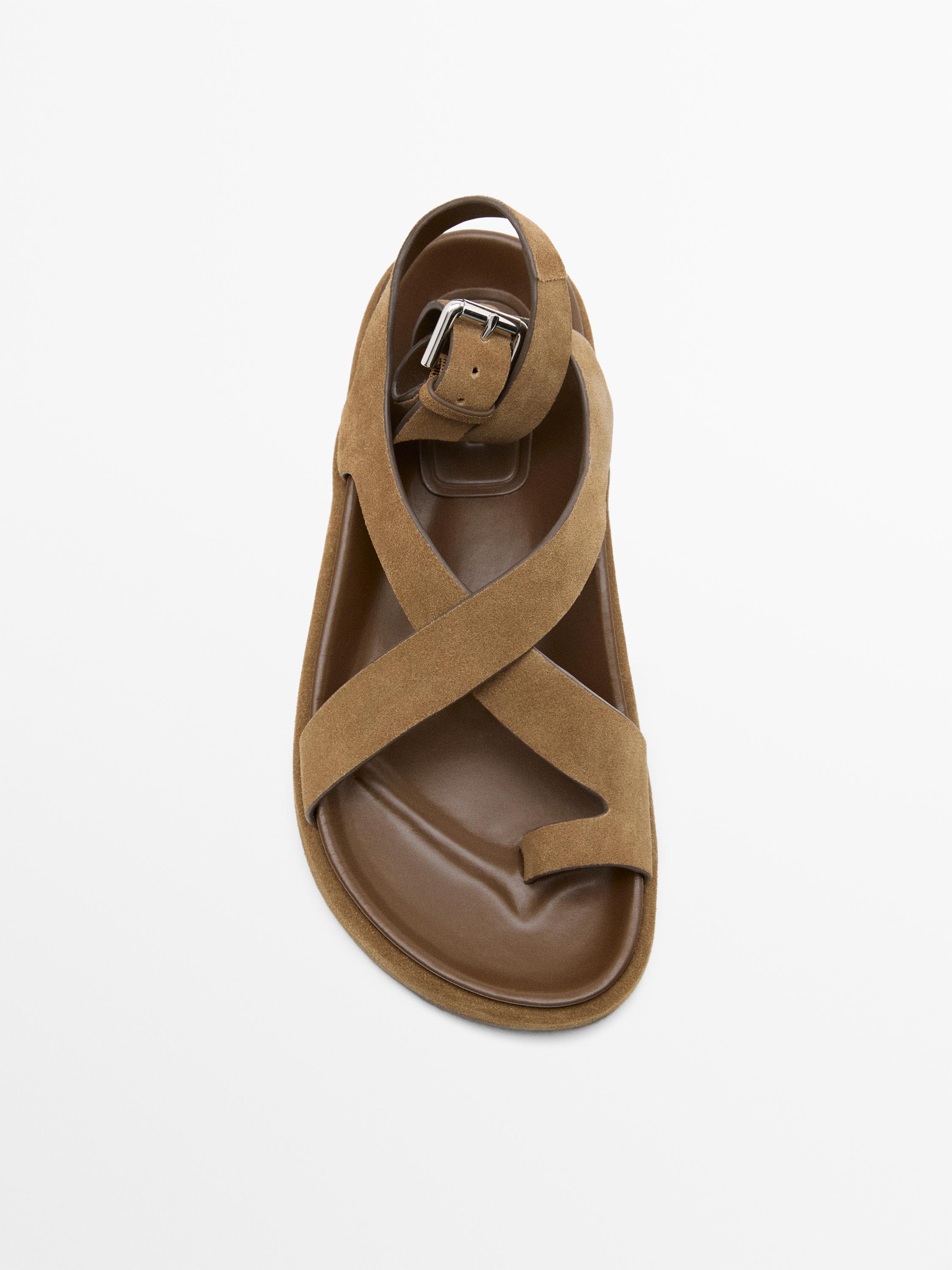 Sandals with crossover straps — CAMEL