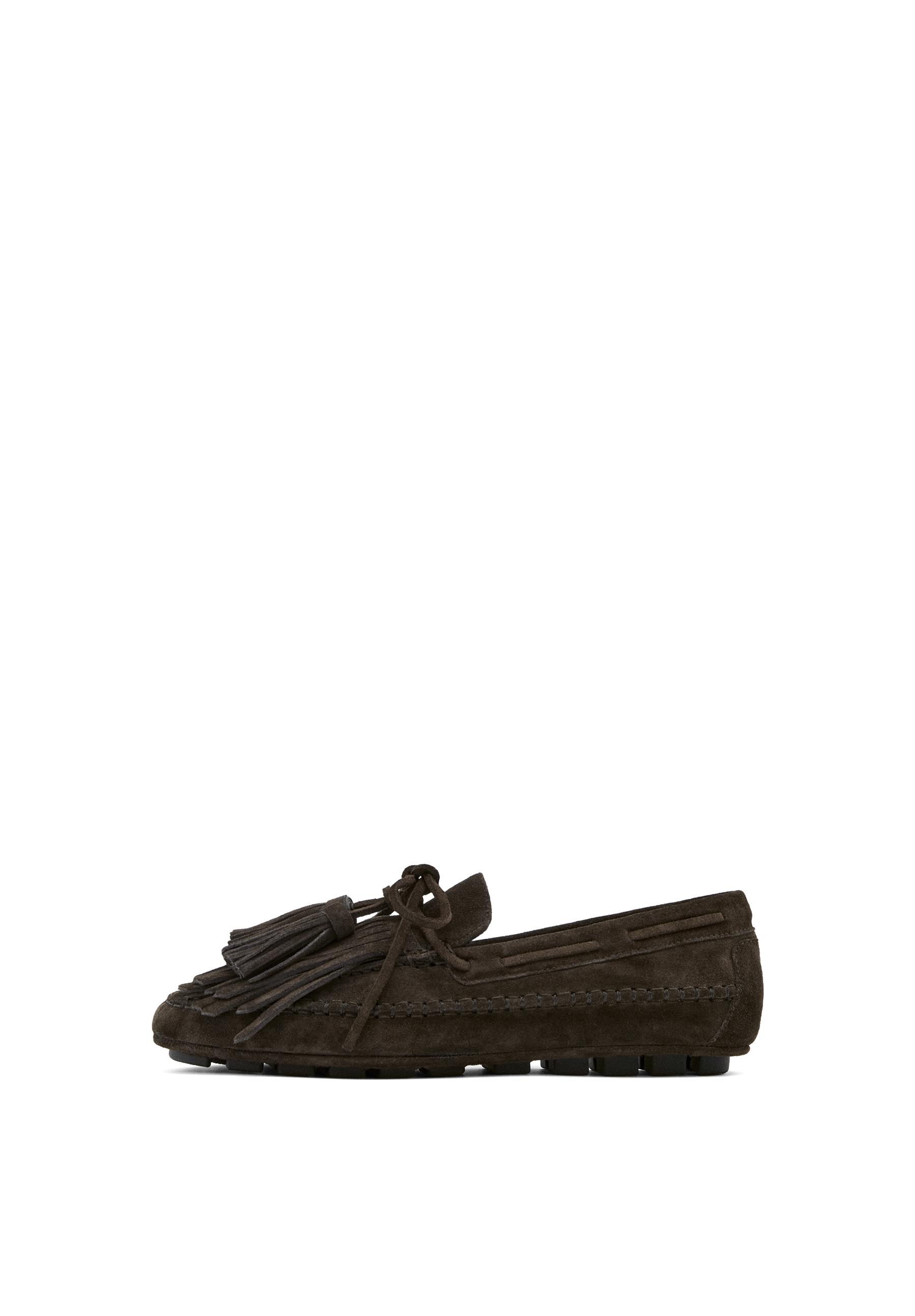 Split suede loafers with fringing and tassels — BROWN