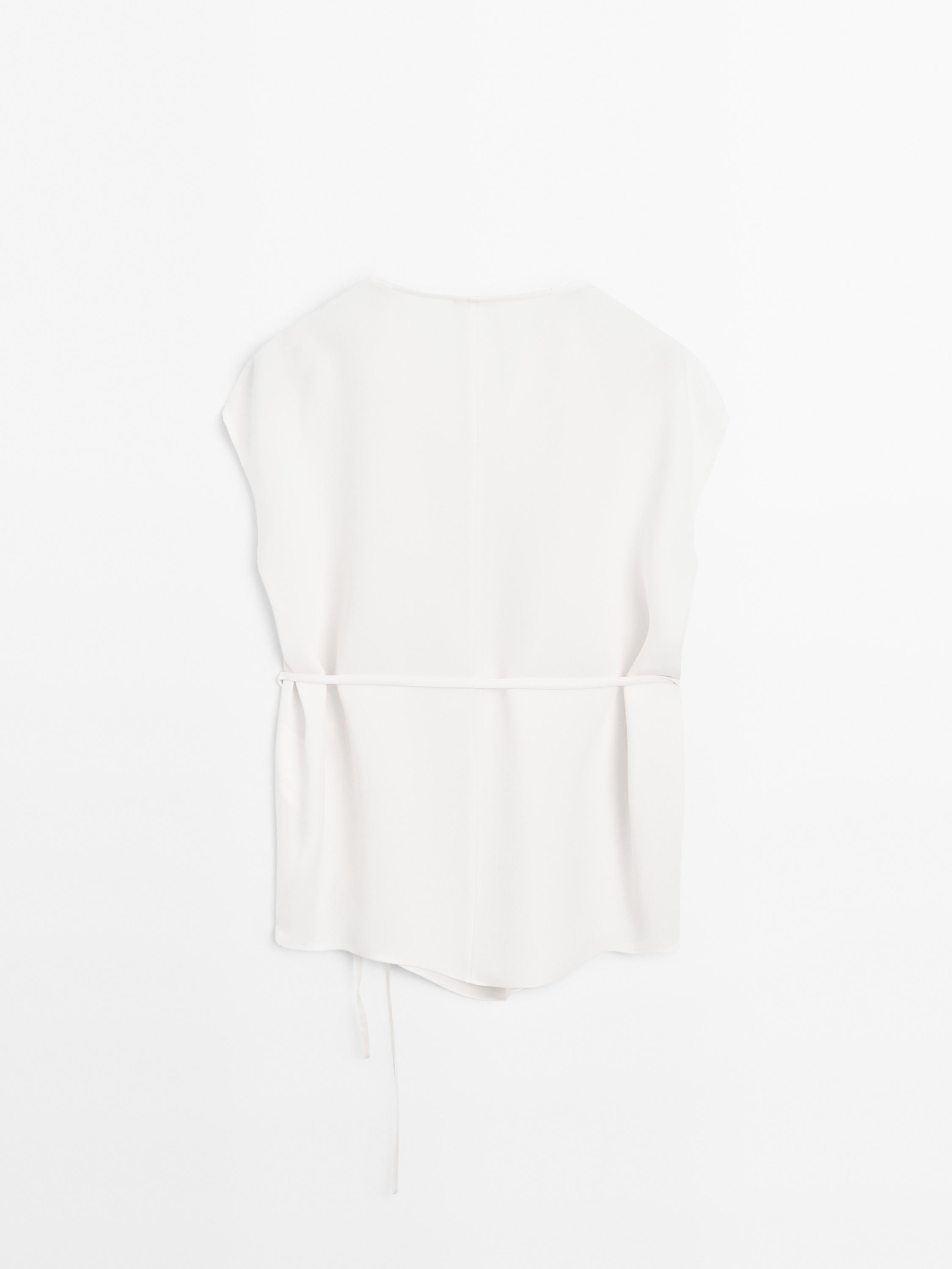 Crepe top with cowl neckline