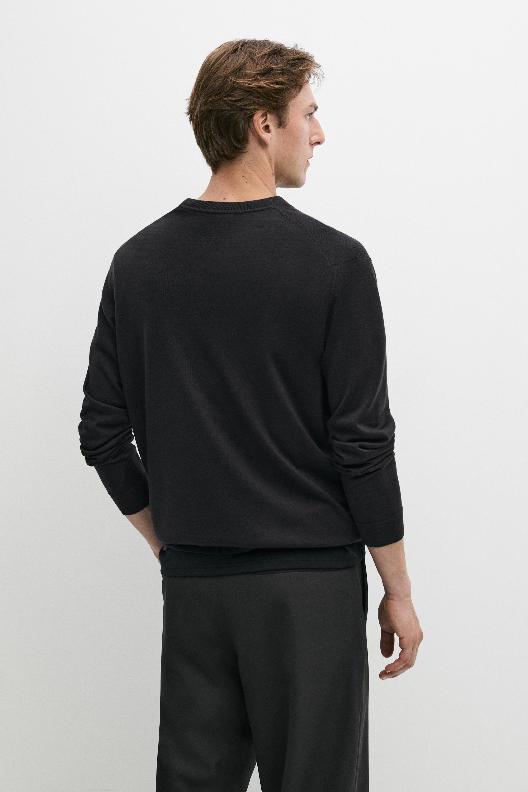 100% merino wool knit round neck sweater — Greyish green