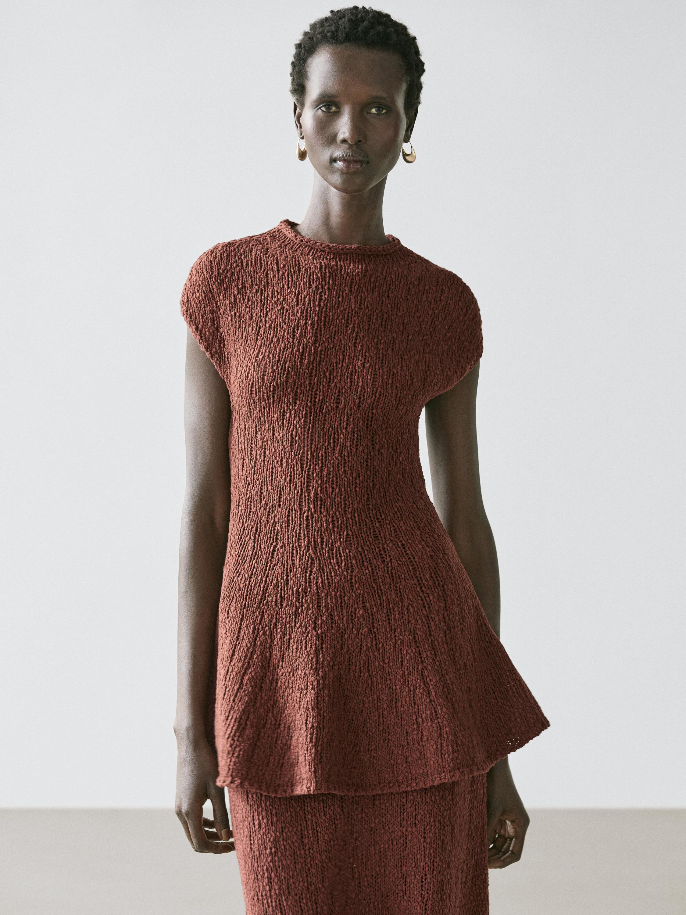 Cotton peplum knit top — RUSSET
