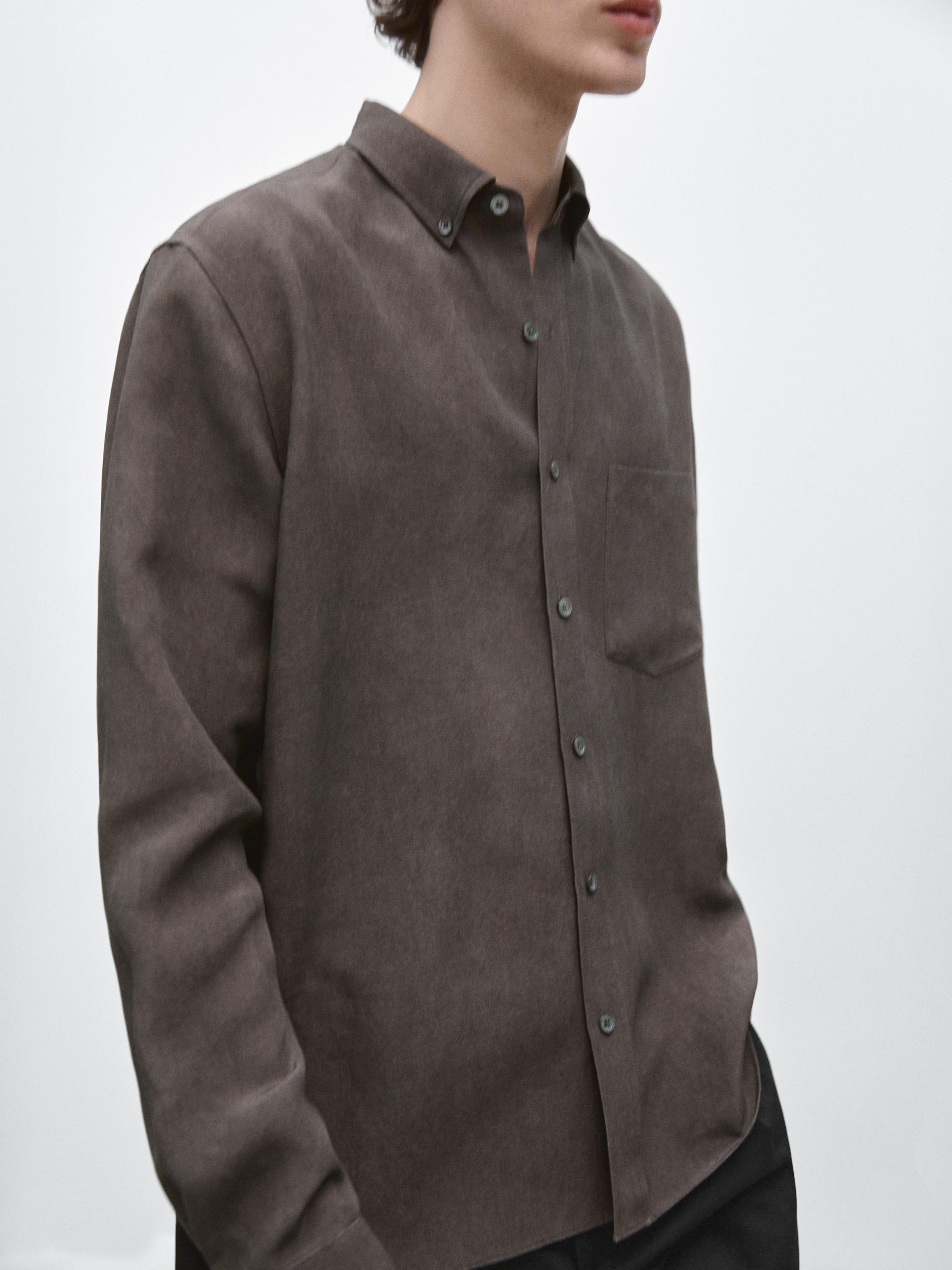 Flowing regular fit shirt with pocket — AUBERGINE