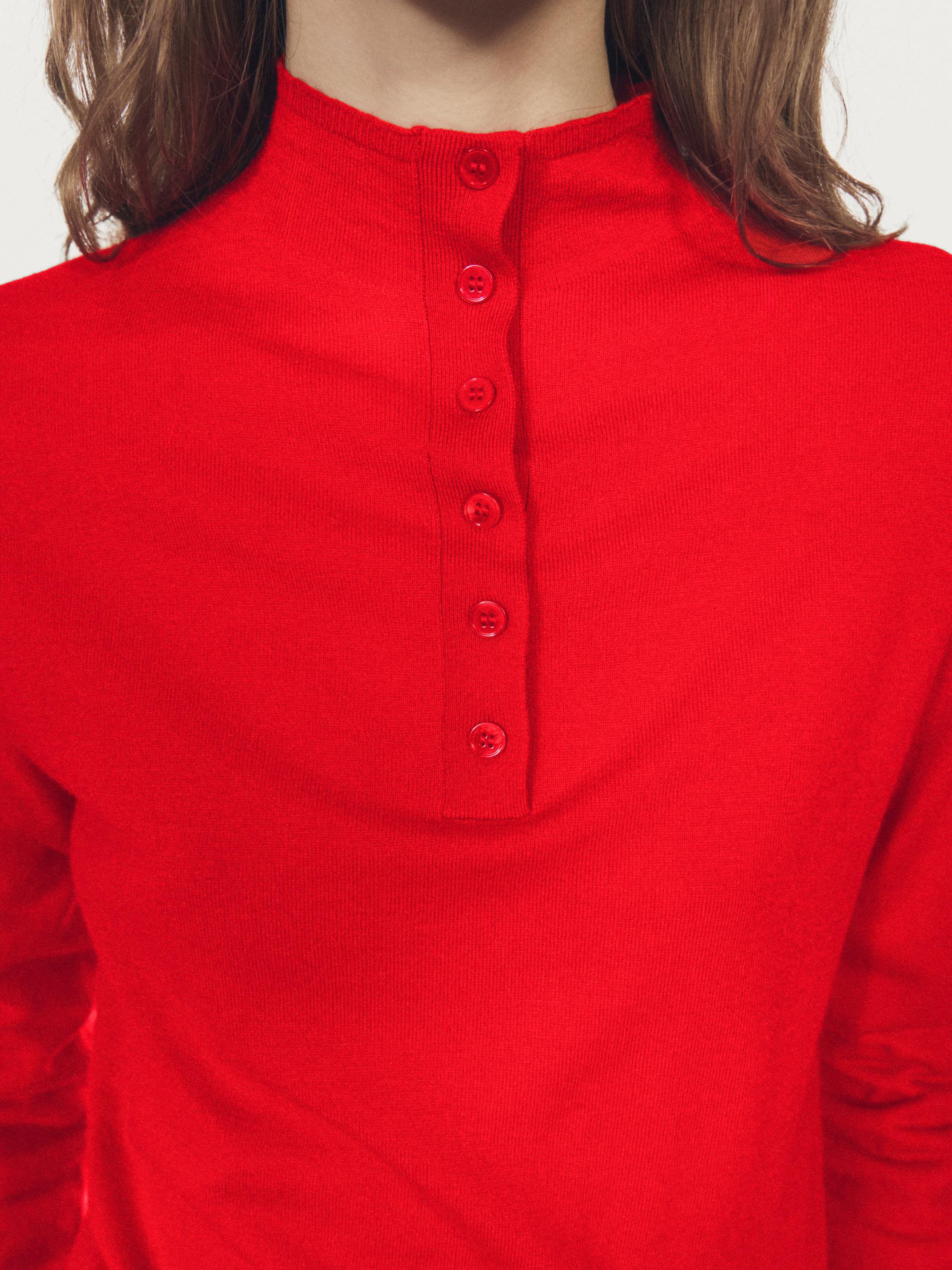 Buttoned mock turtleneck knit sweater — RED