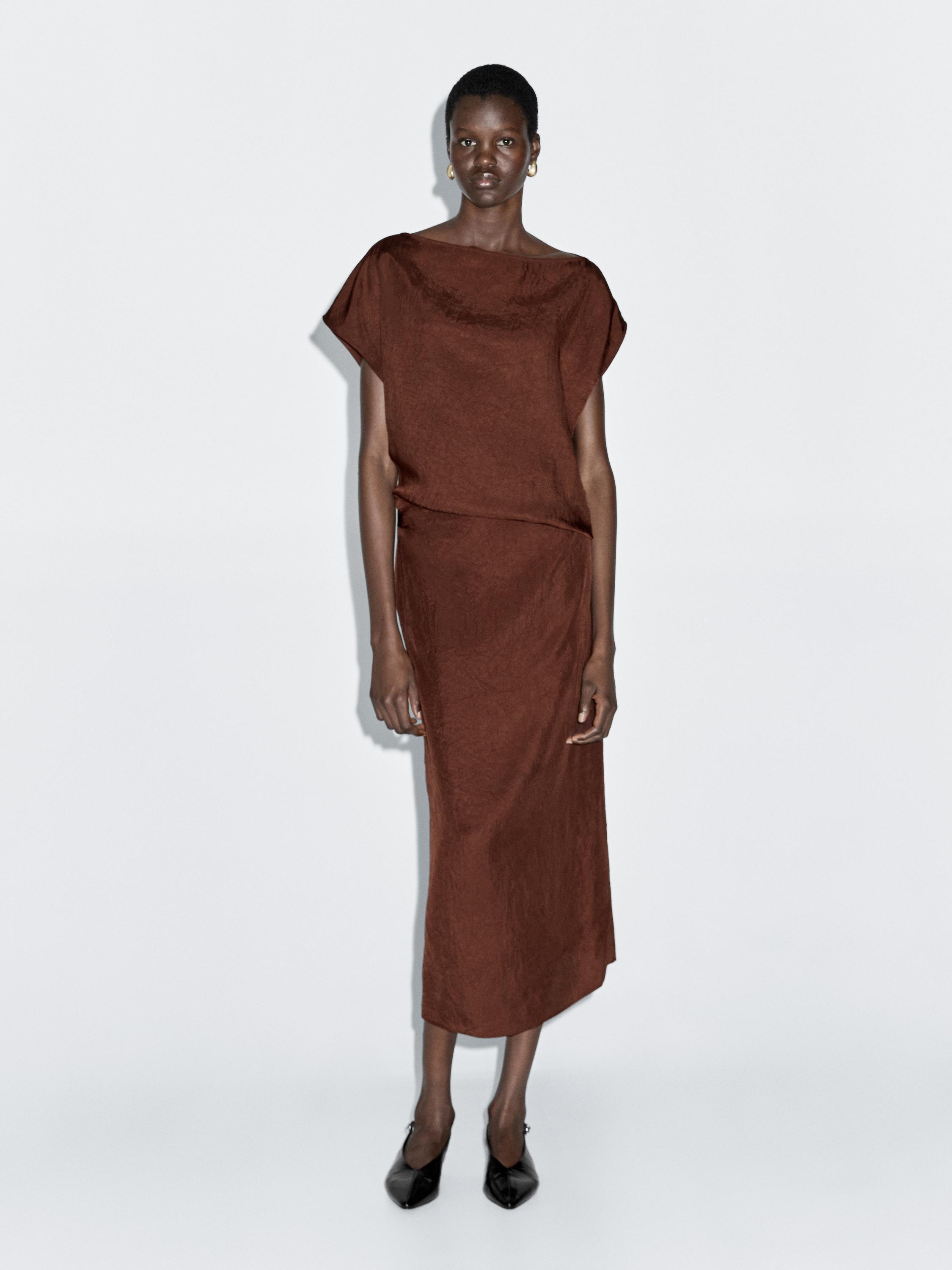 Robe longue taille froncée