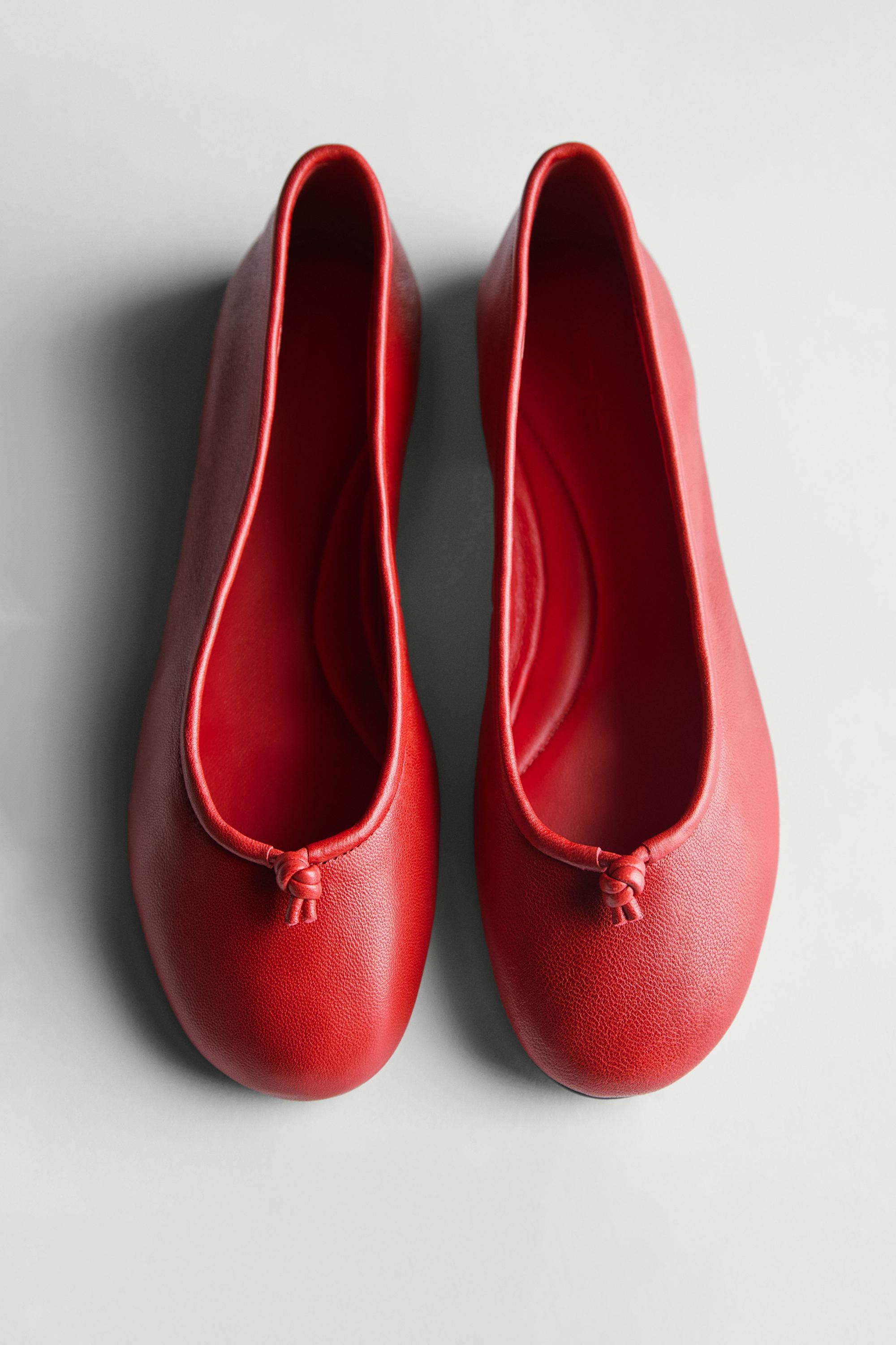 Leather ballet flats with knot