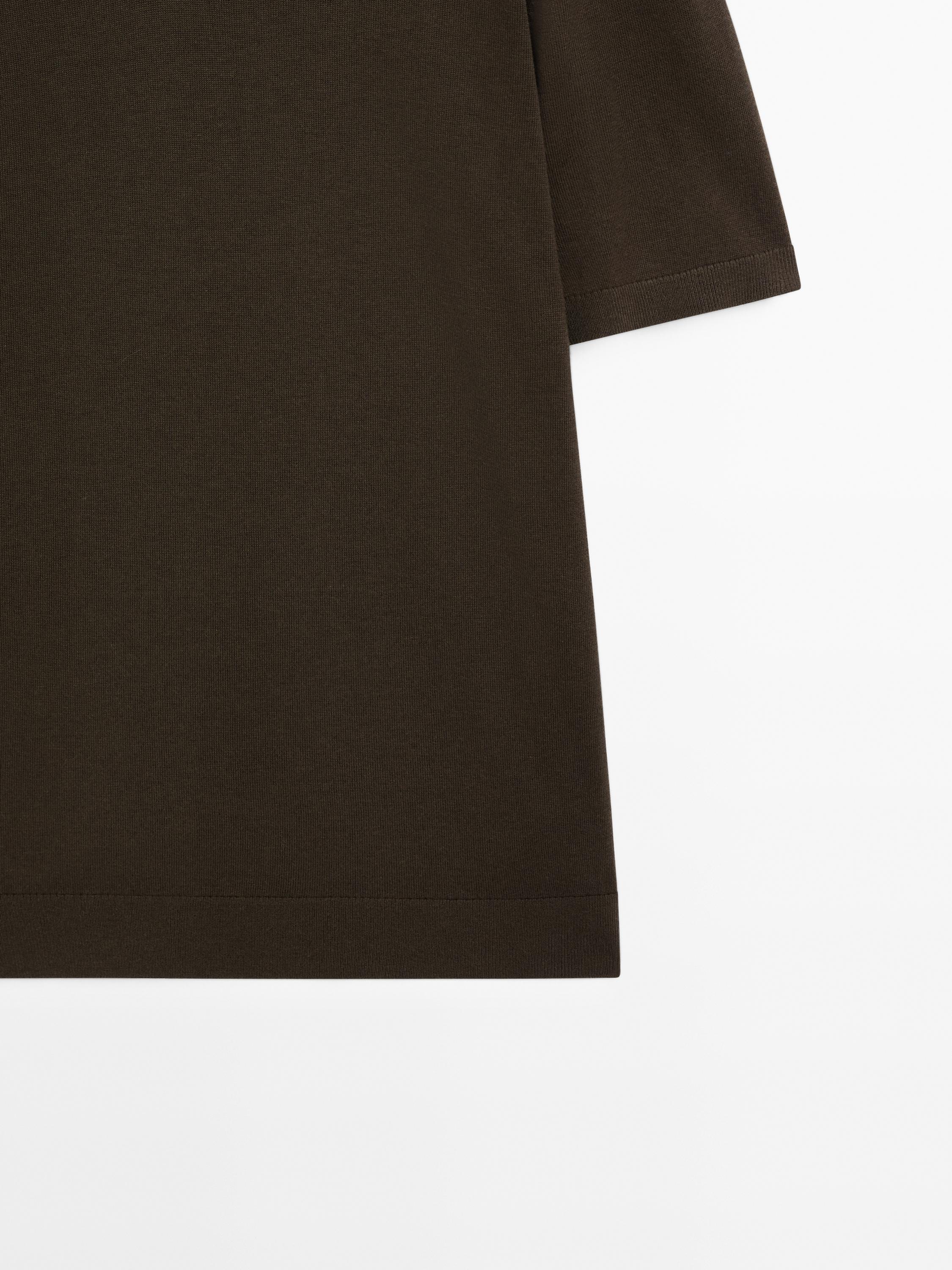 Short sleeve V-neck polo sweater