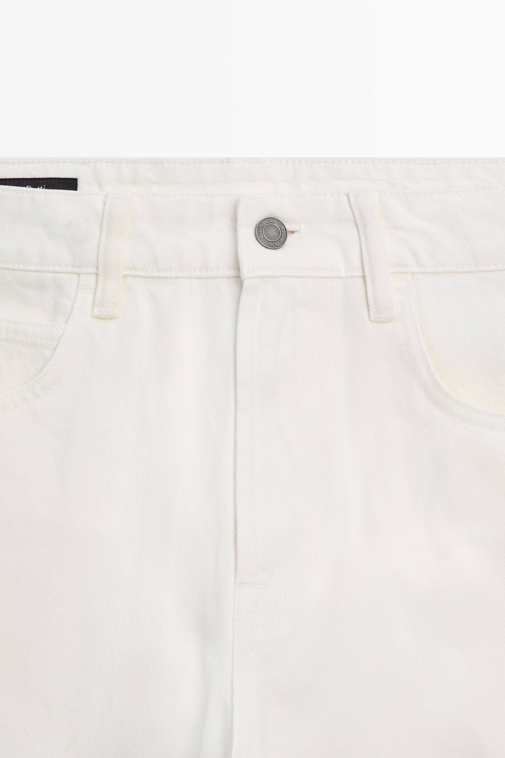 Tapered Fit Jeans — CREAM