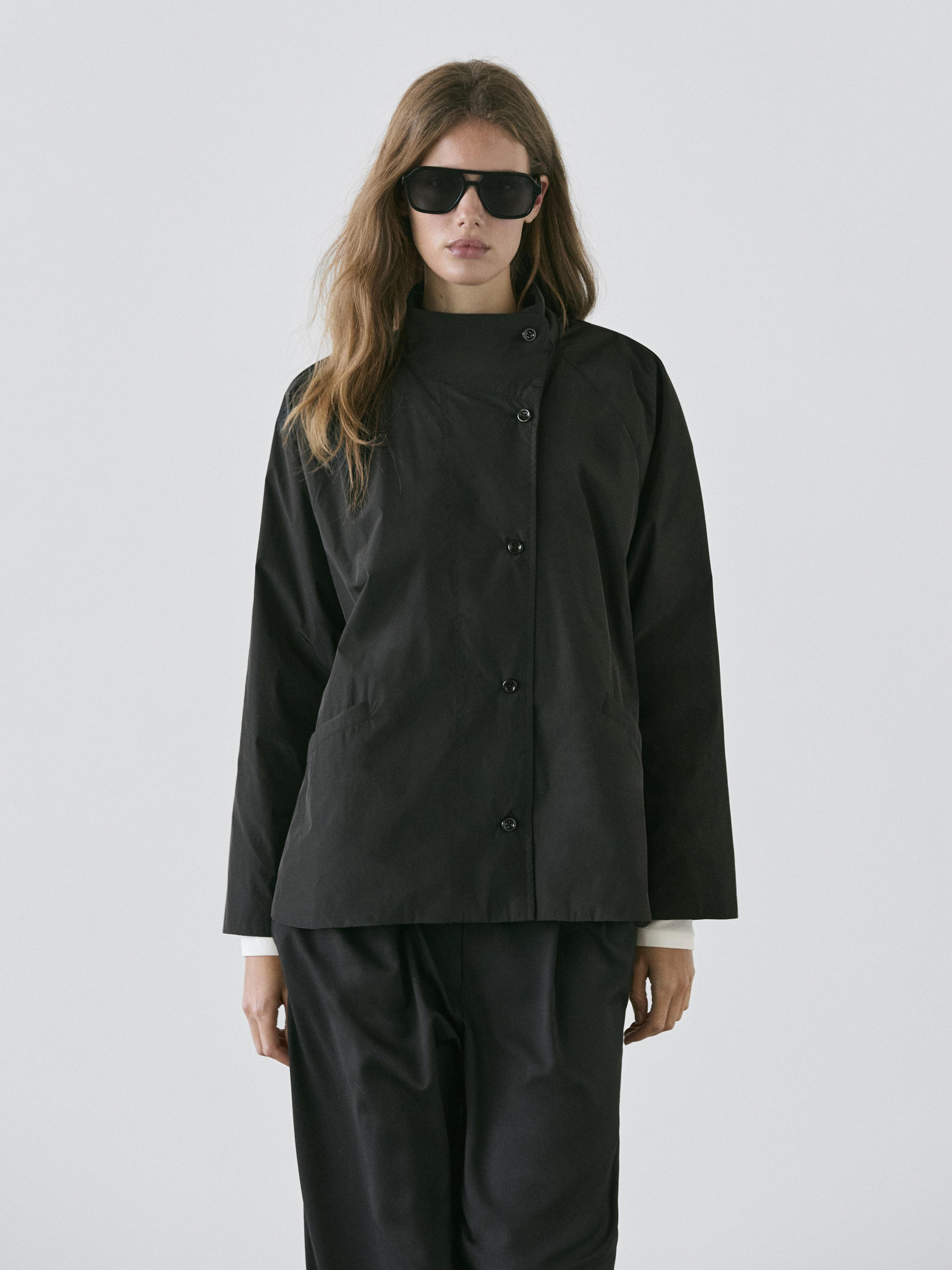 Short padded parka with collar detail