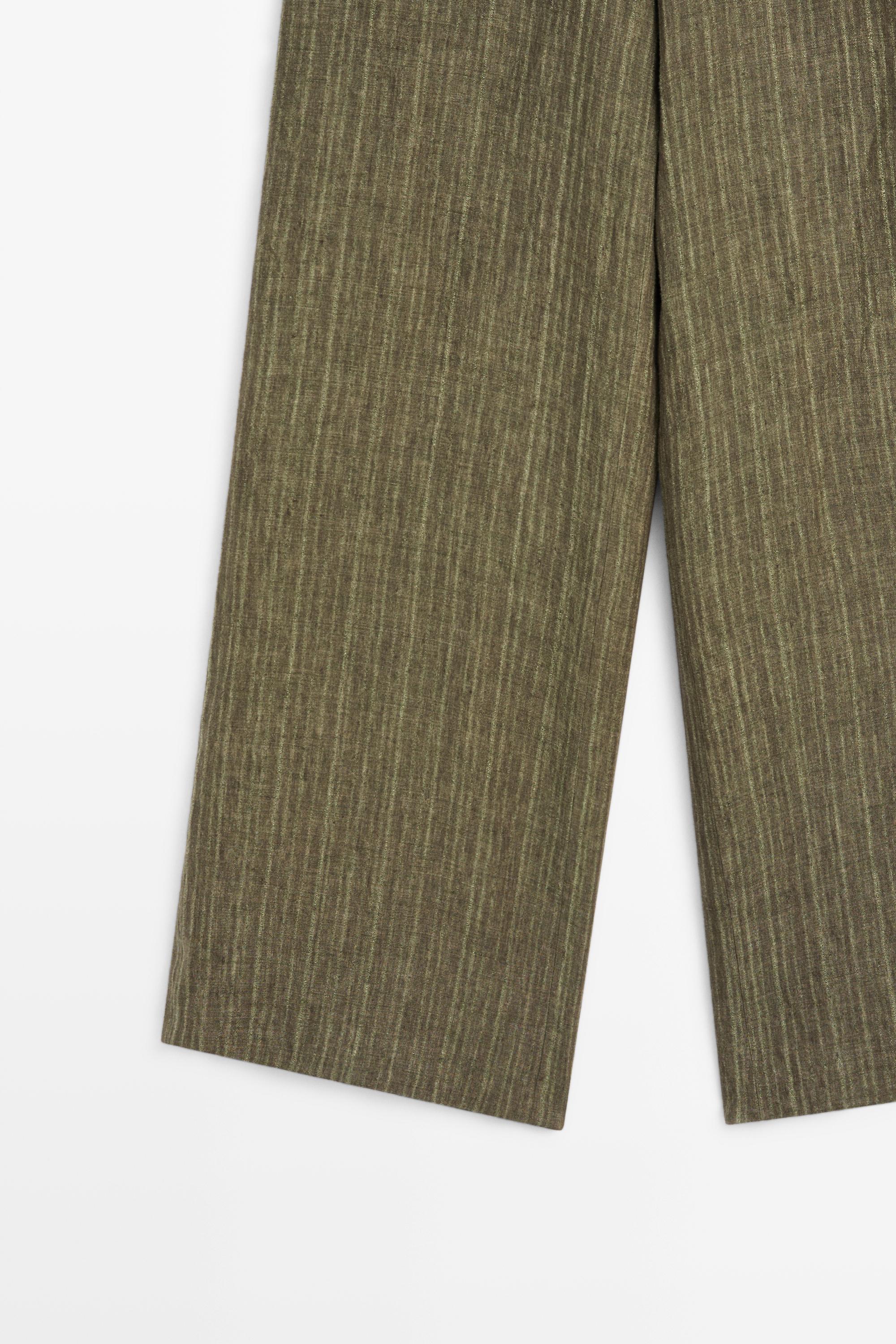 Total look linen trousers with corset belt detail — GREEN