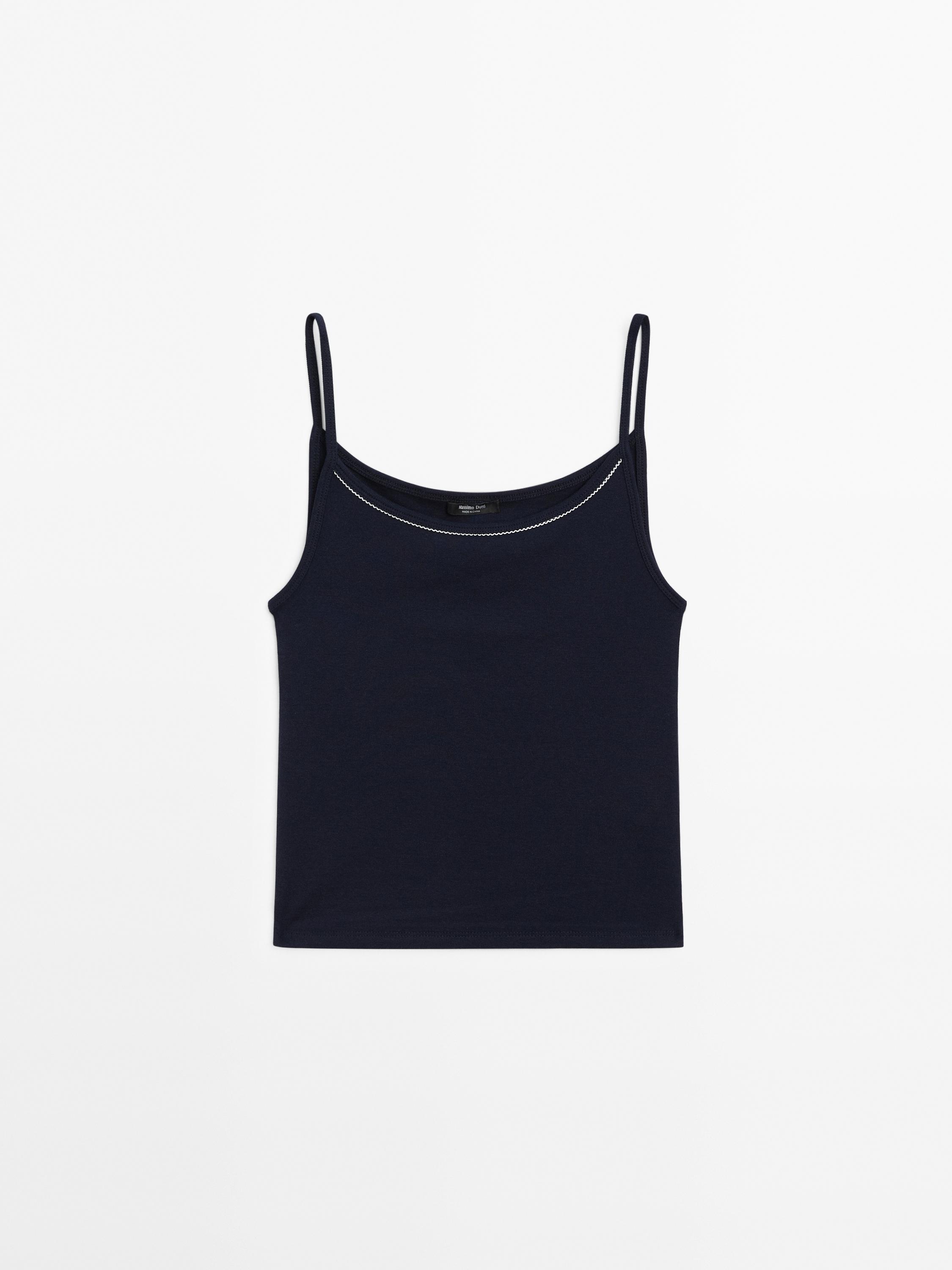Top en maille à bretelles et dentelle