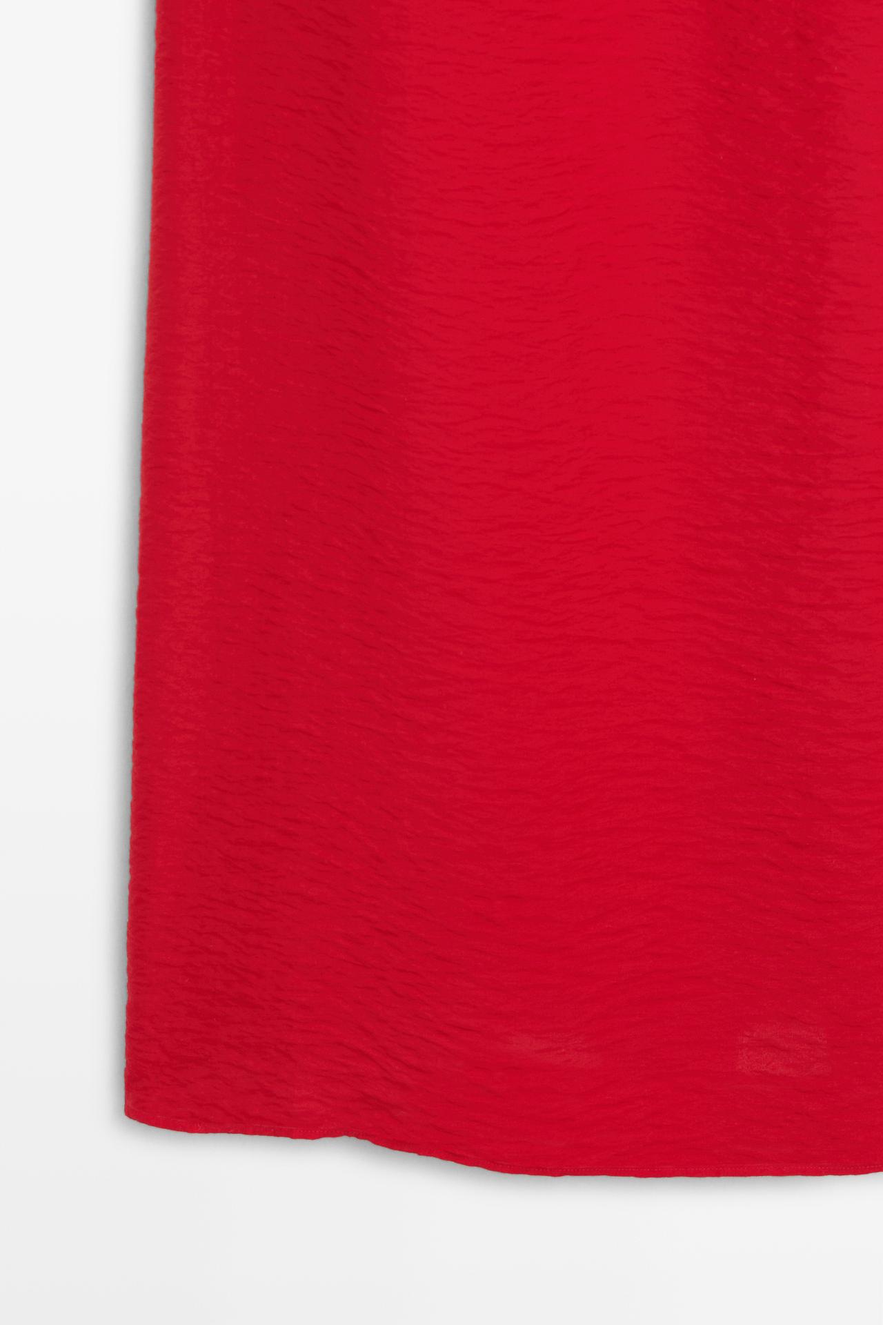 Fluid midi dress with draped neck — RED