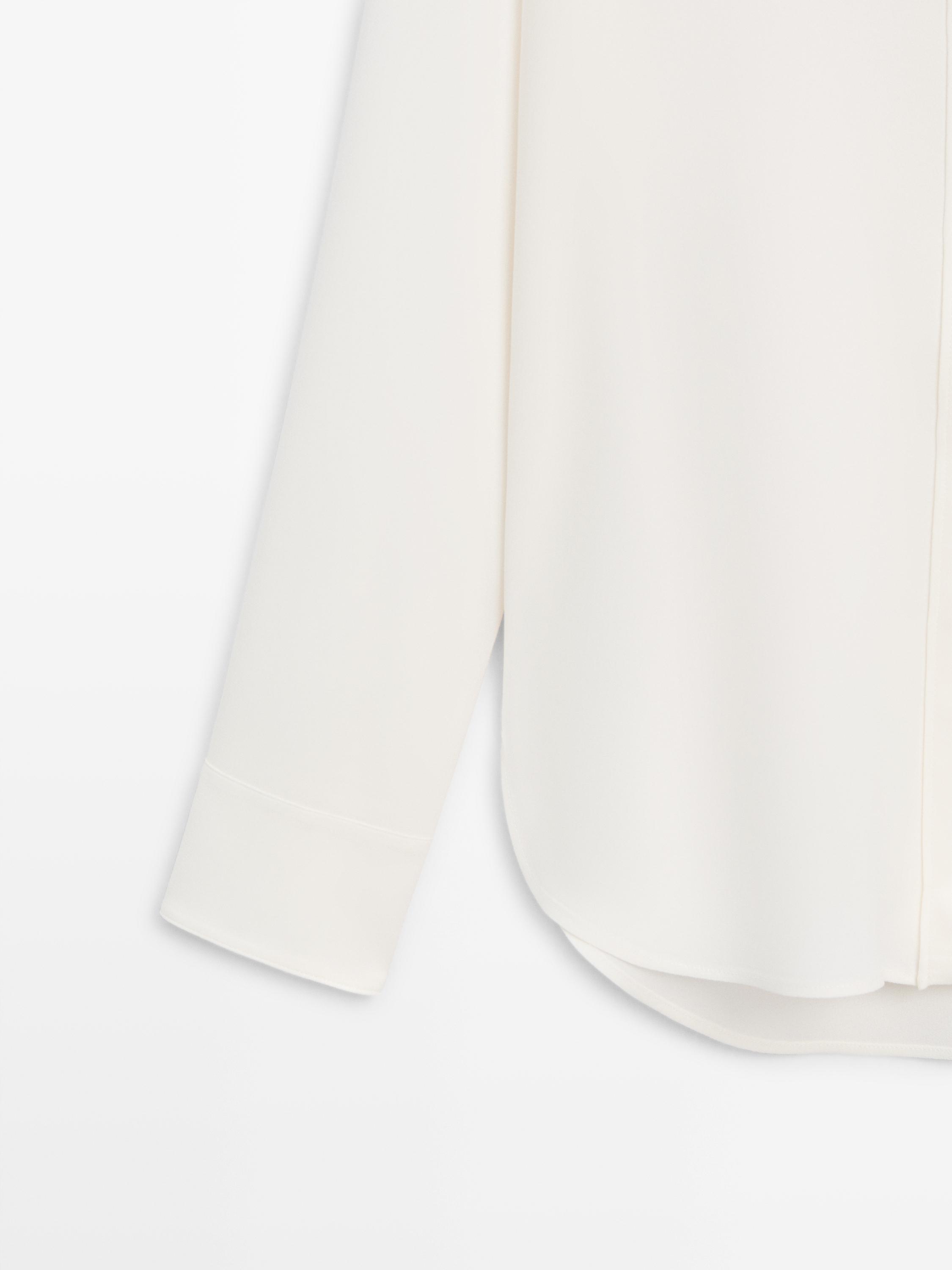 Flowing shirt with shirt collar — Off white