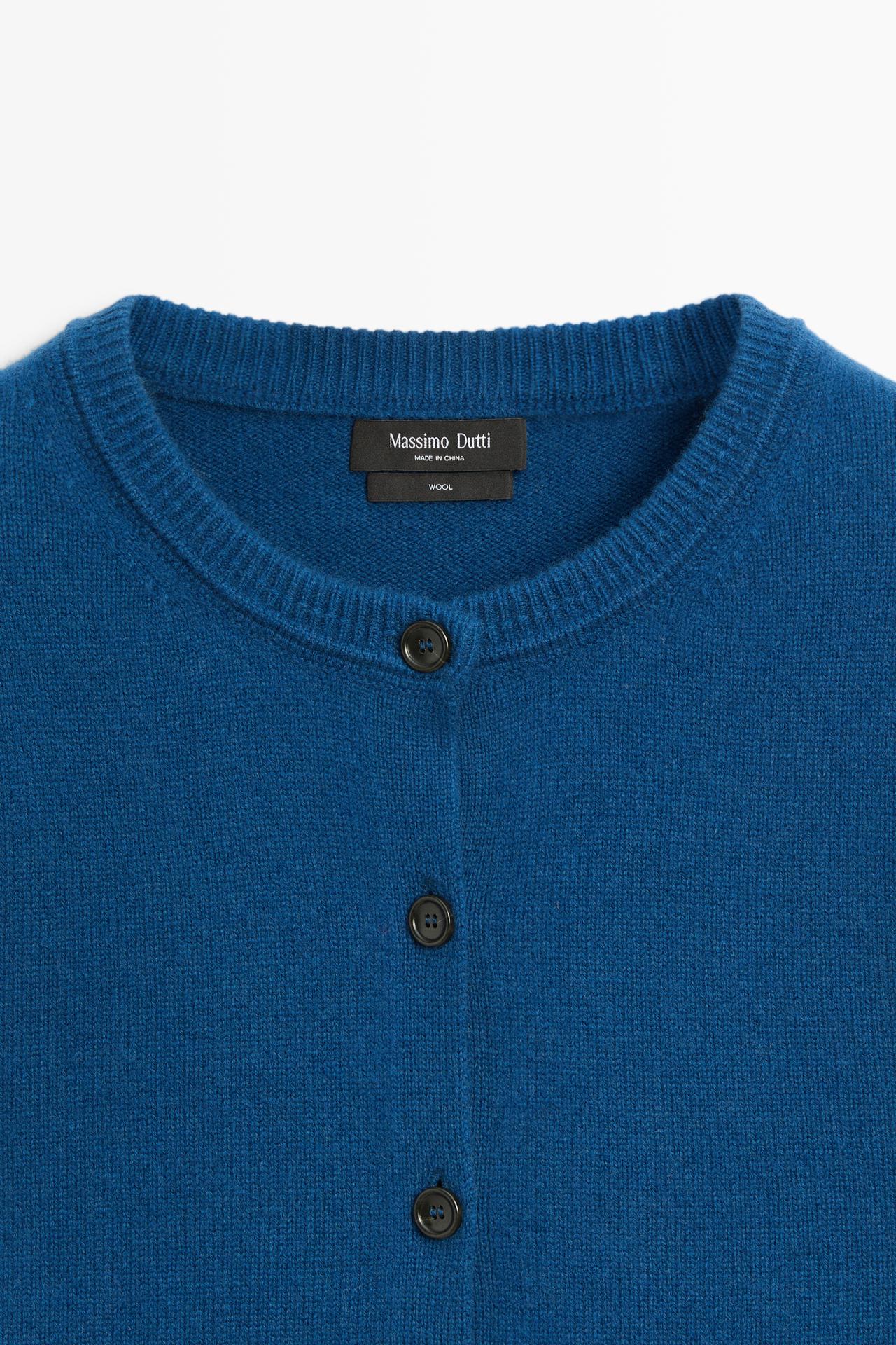 100% Wool Short Knit Cardigan — BLUE