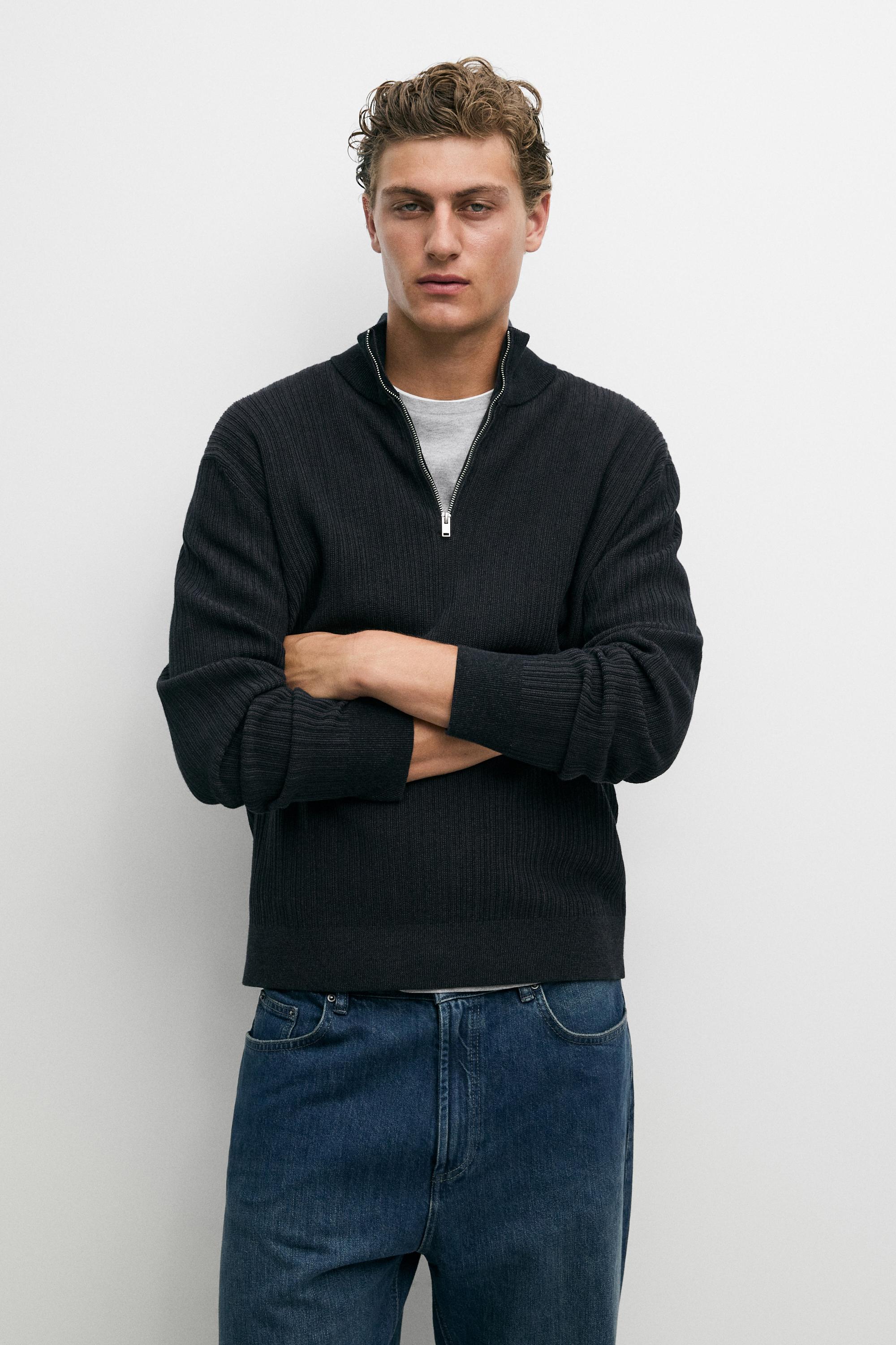 Strickpullover mit Stehkragen und Reißverschluss