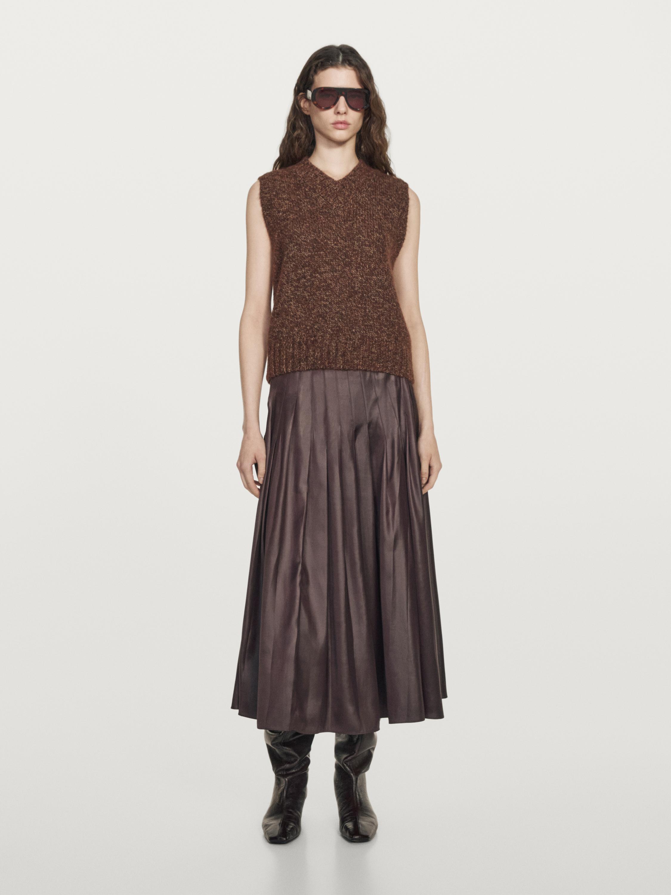 Pintuck midi skirt with waxed finish