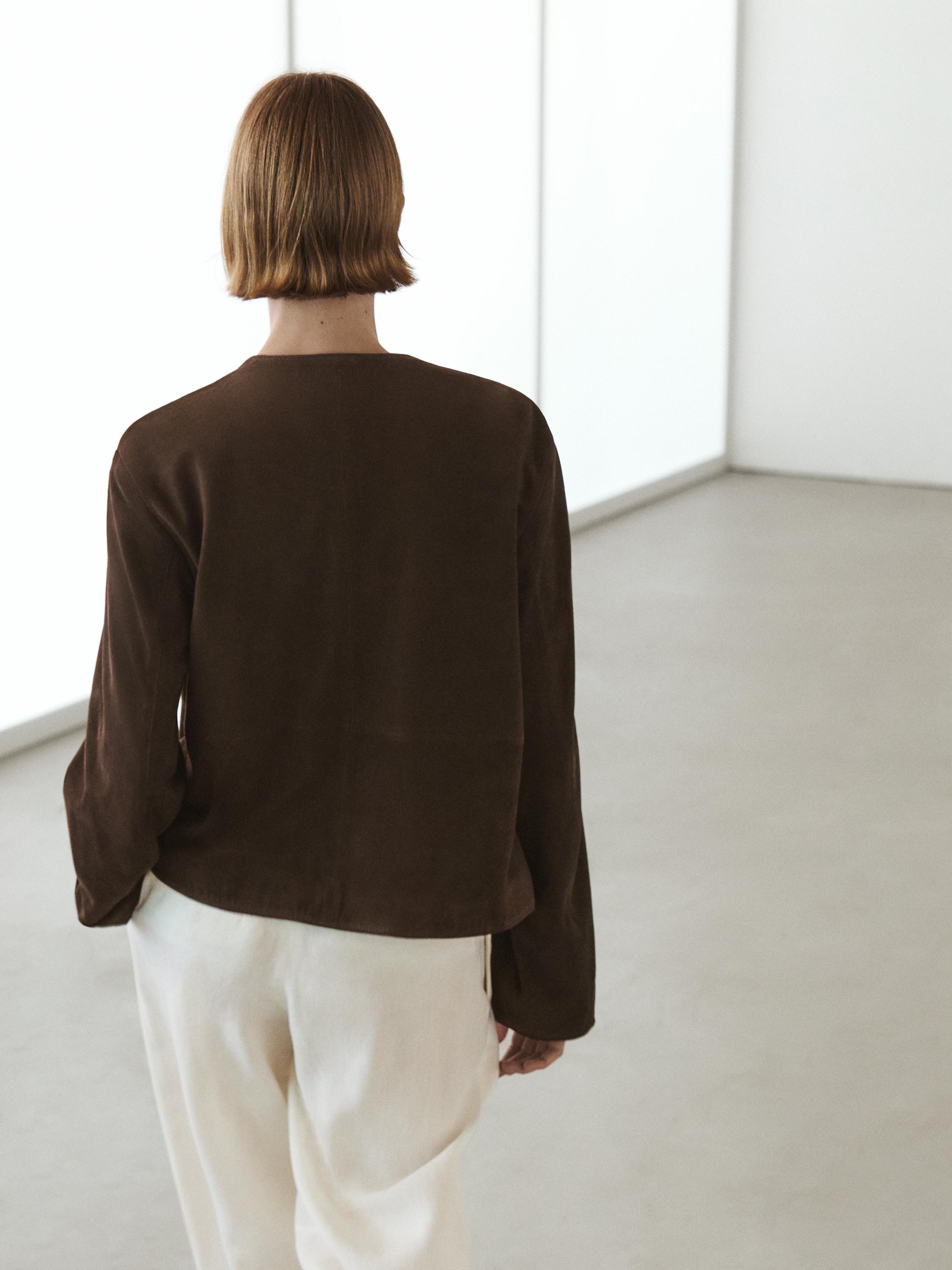 Short suede leather jacket — BROWN