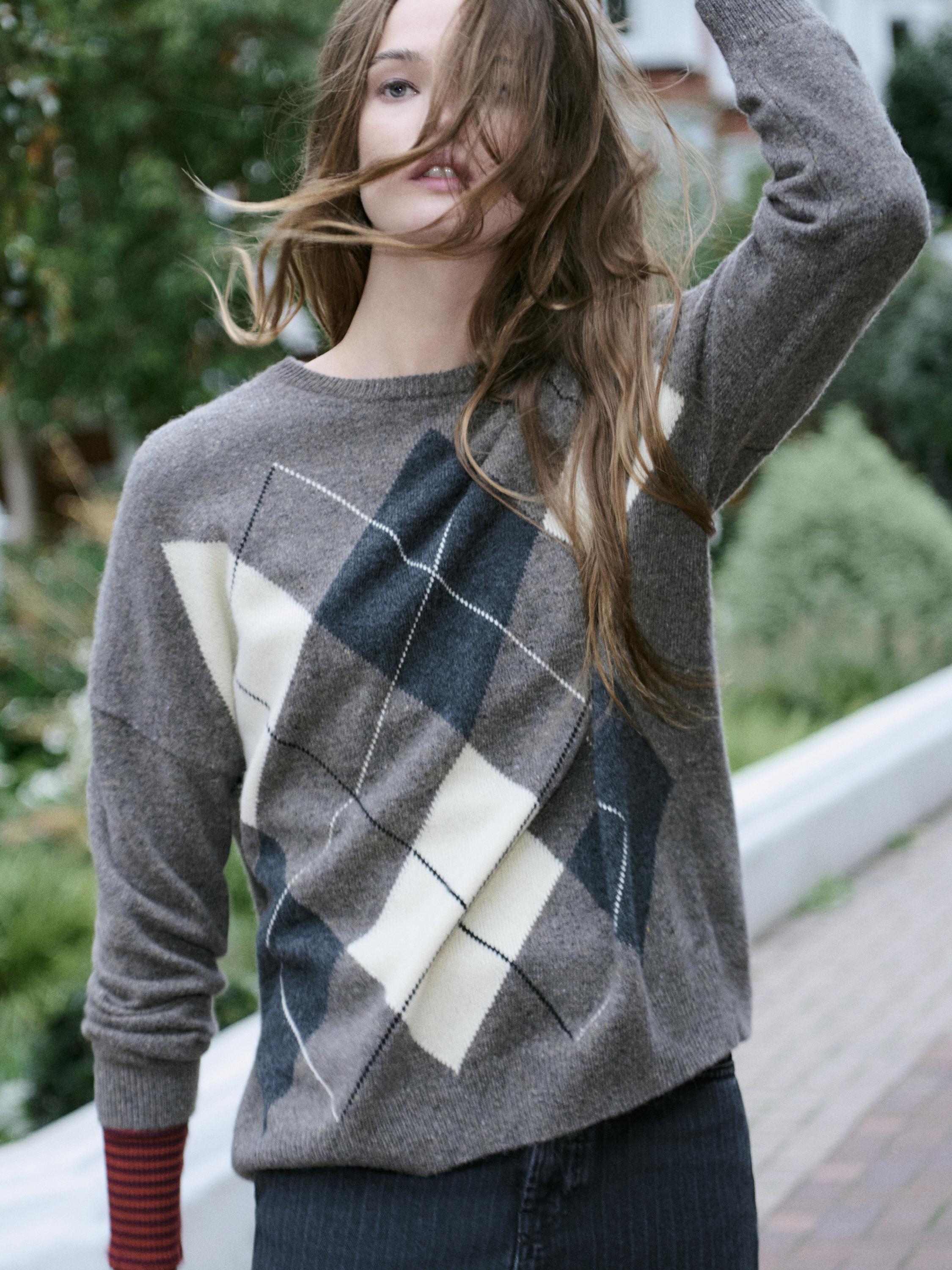 Strickpullover aus 100 % Wolle mit Rautenmuster