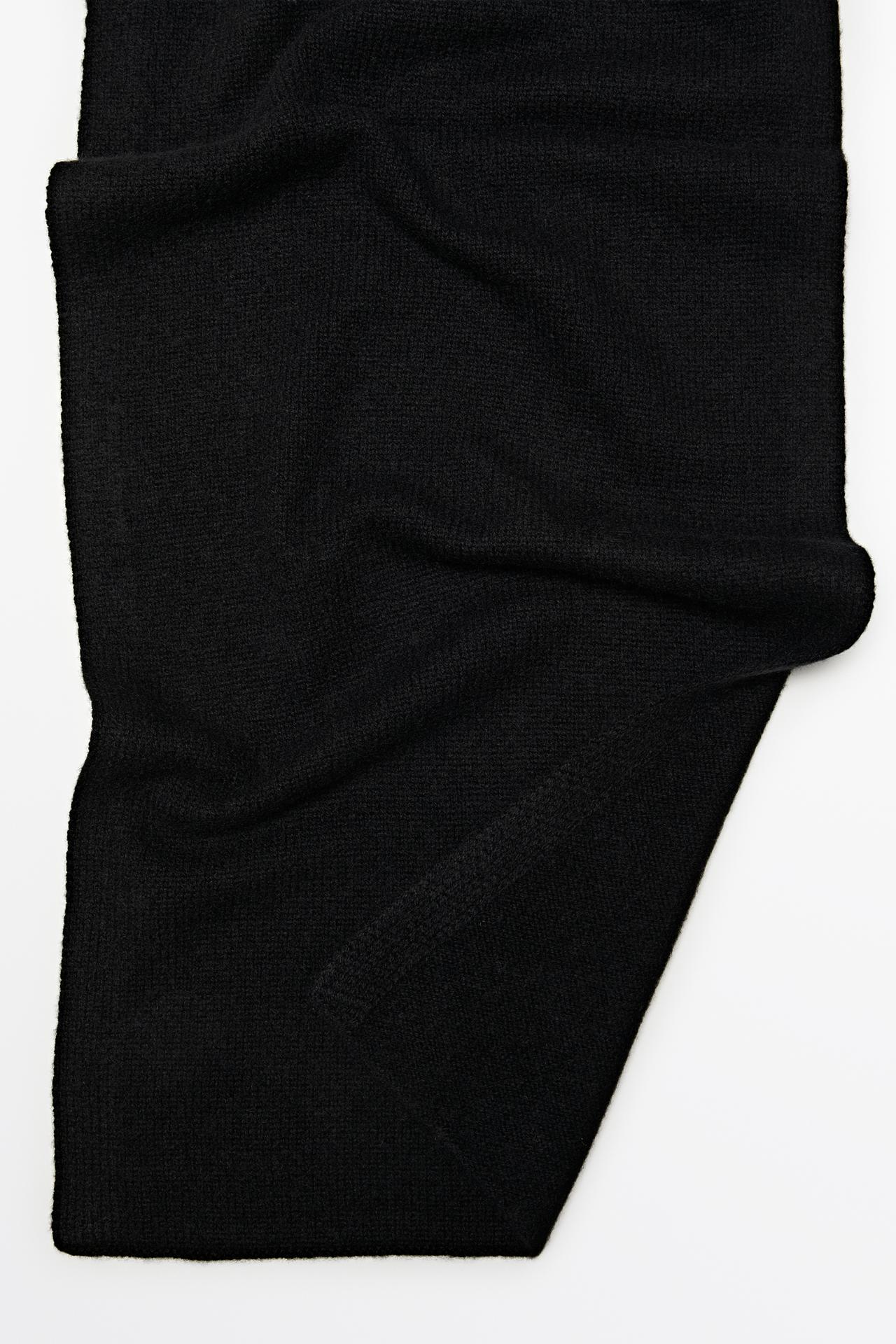 100% cashmere scarf — BLACK