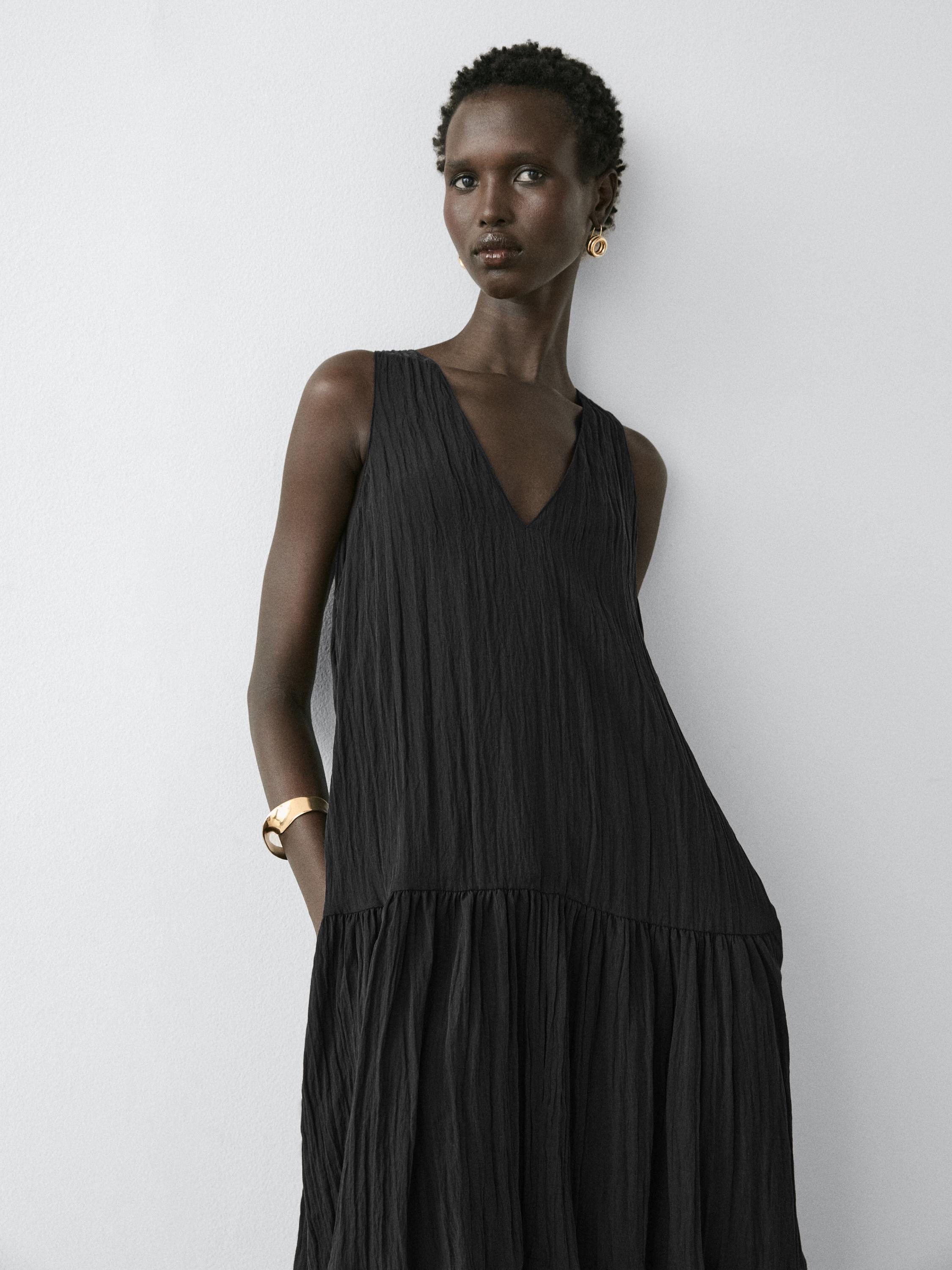 Flowing pleated midi dress Black Dress | Massimo Dutti Flowing pleated midi dress Black Dress | Massimo Dutti