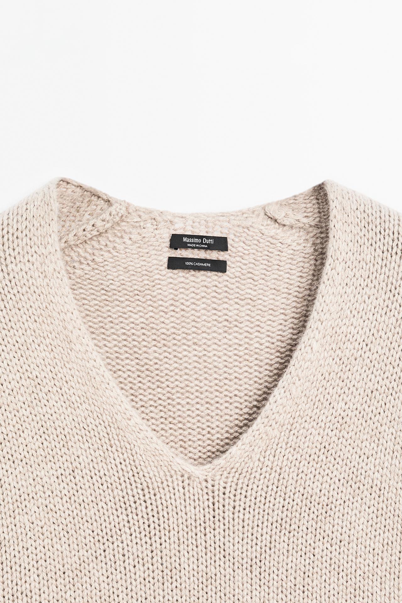 100% cashmere V-neck sweater — MINK