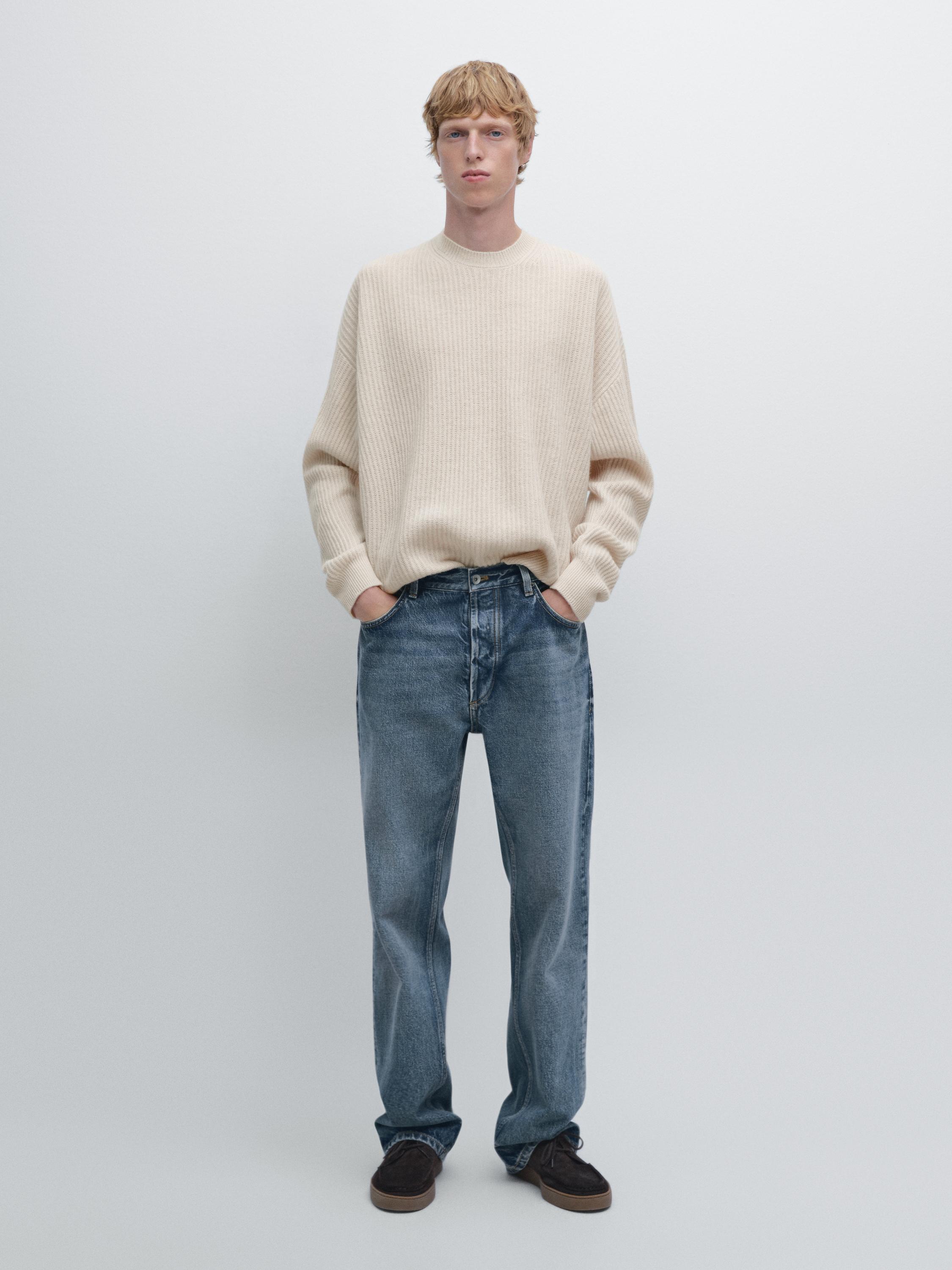 Crew neck ribbed sweater