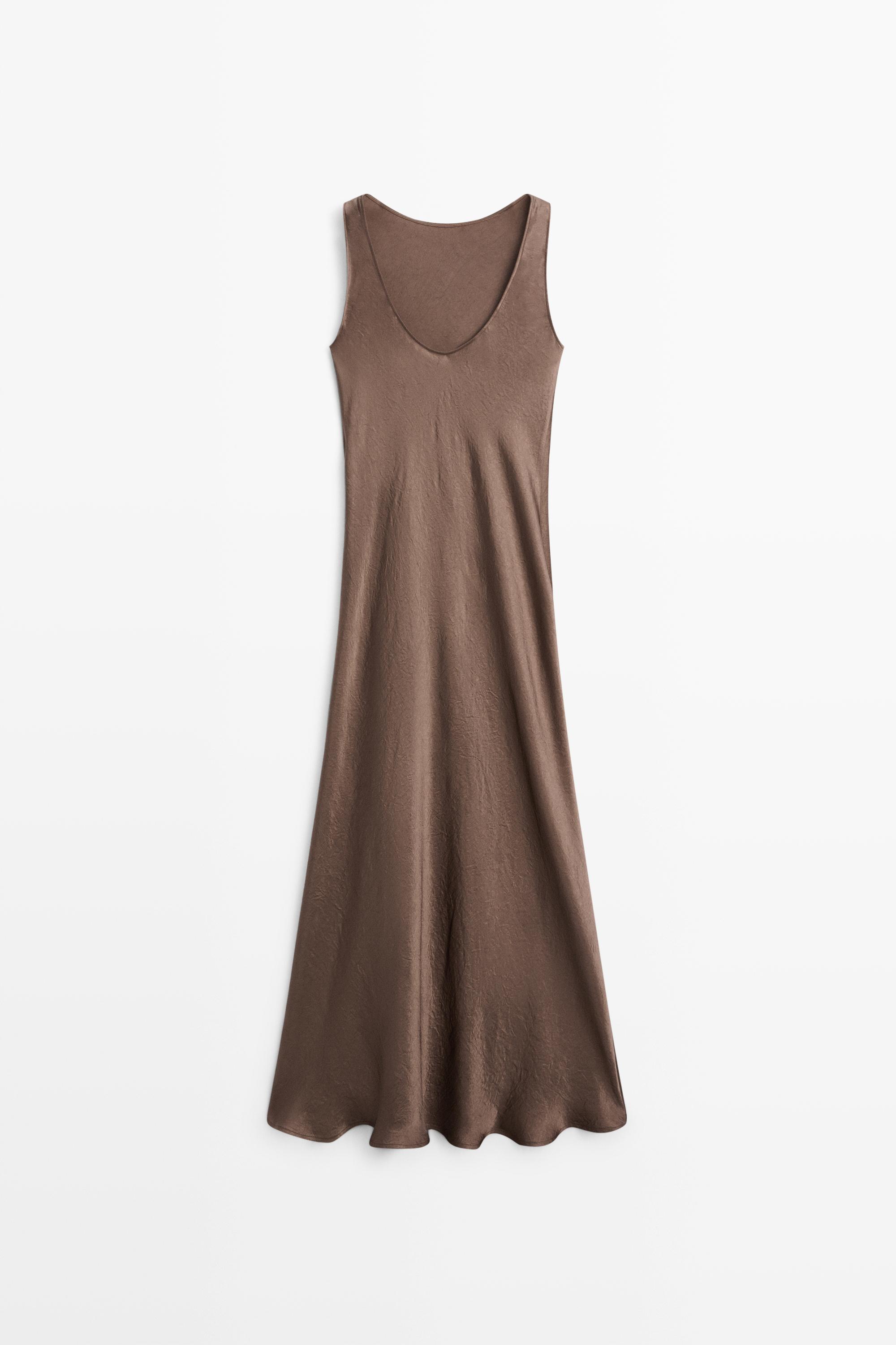 Pikk vabalt langev satiinkleit