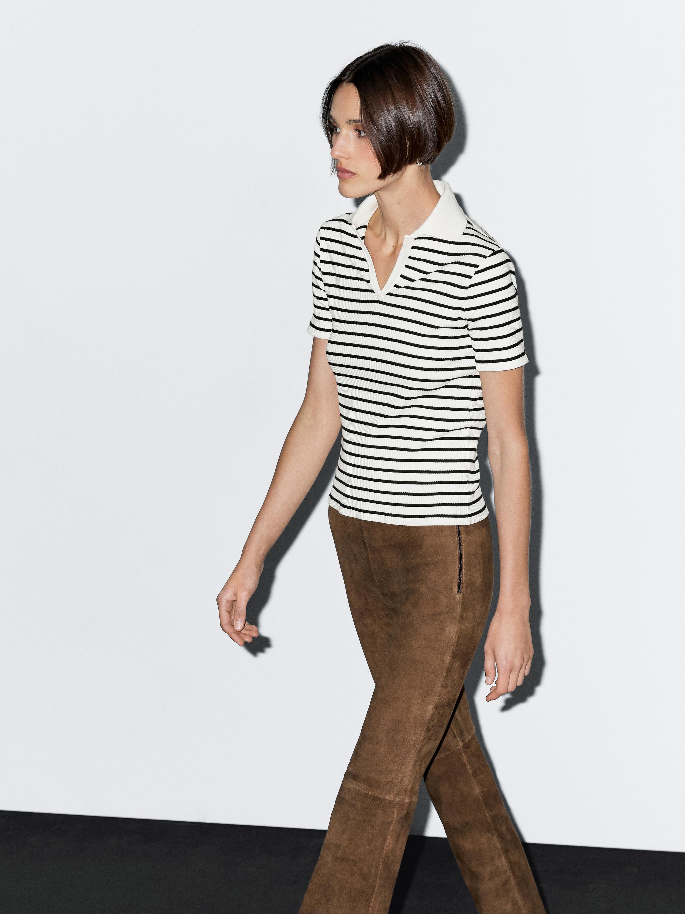 T-shirt polo às riscas em mistura de algodão