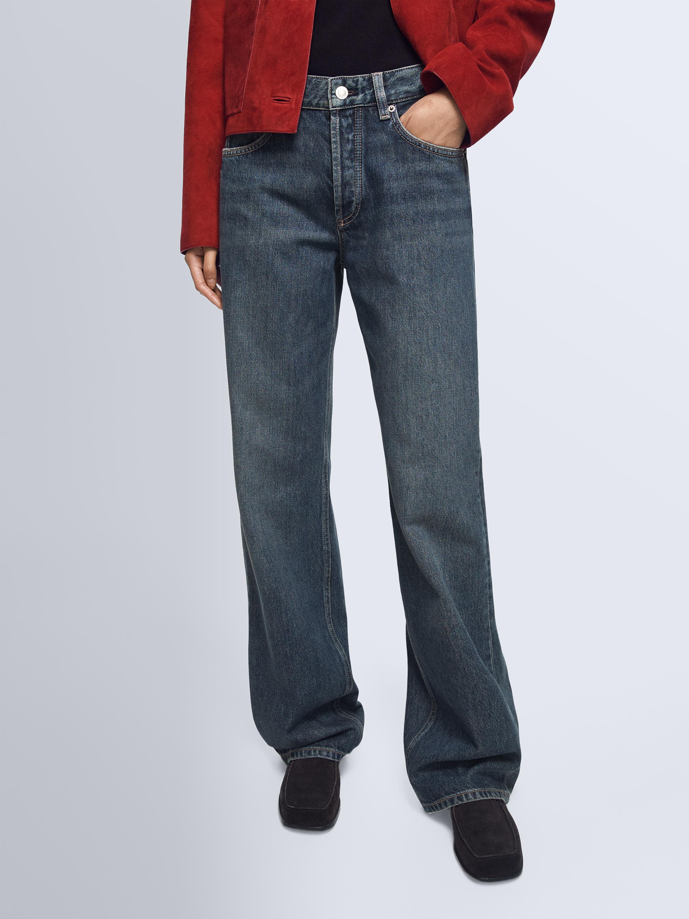 Mid-rise wide leg jeans