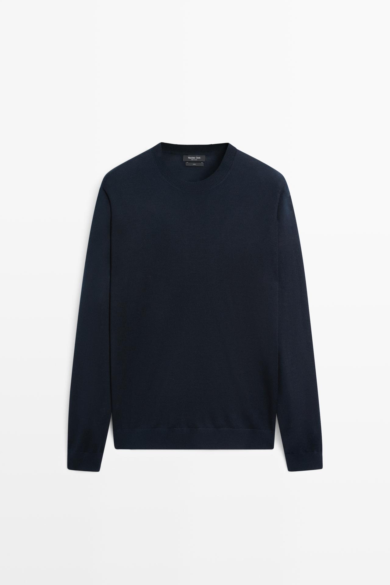 100% merino wool round neck knit sweater — NAVY BLUE