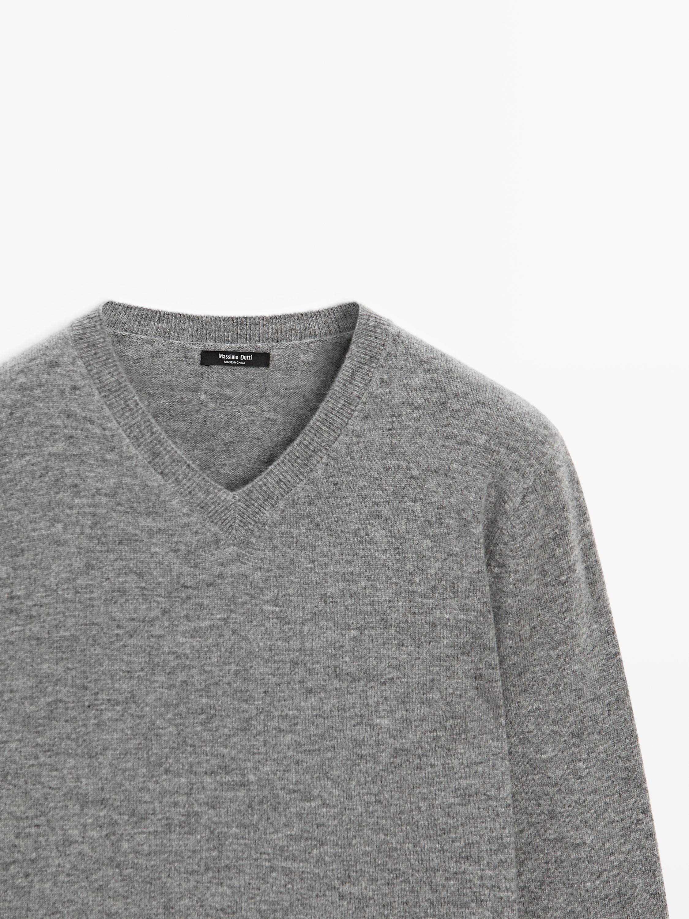 Wool blend knit V-neck sweater — GREY MARL
