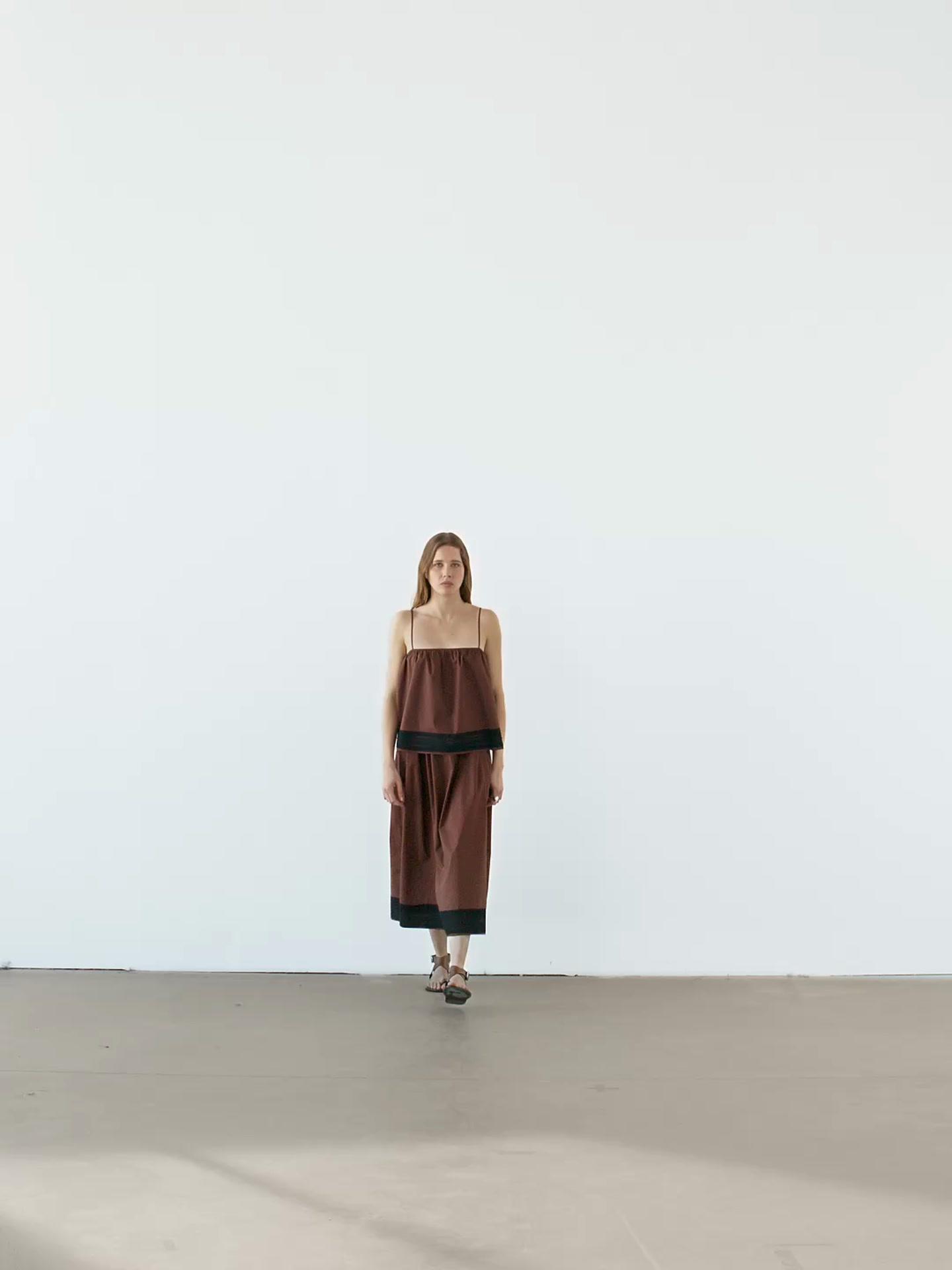 Jupe midi ample avec bandes