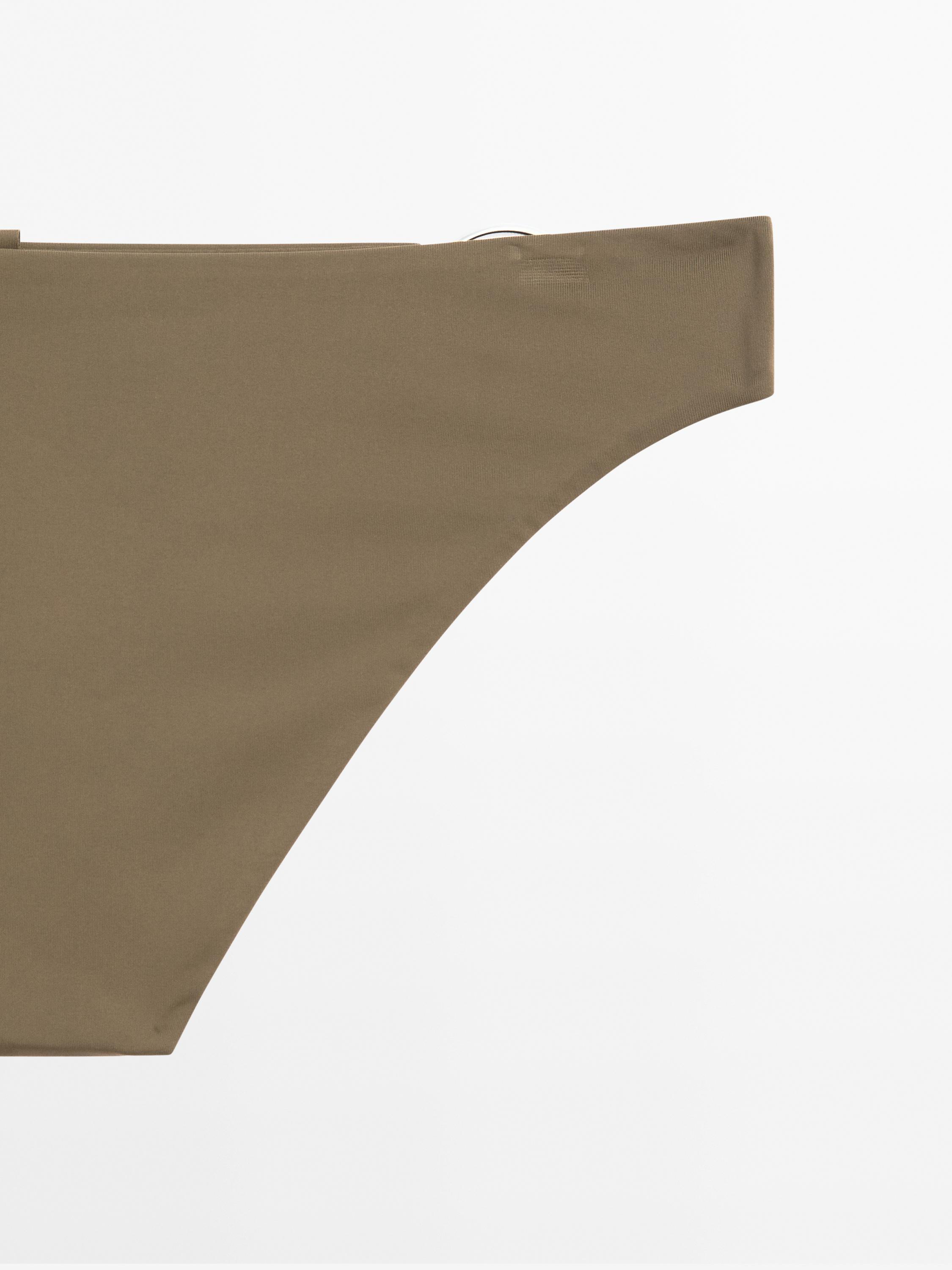 Bikini bottoms with ring detail