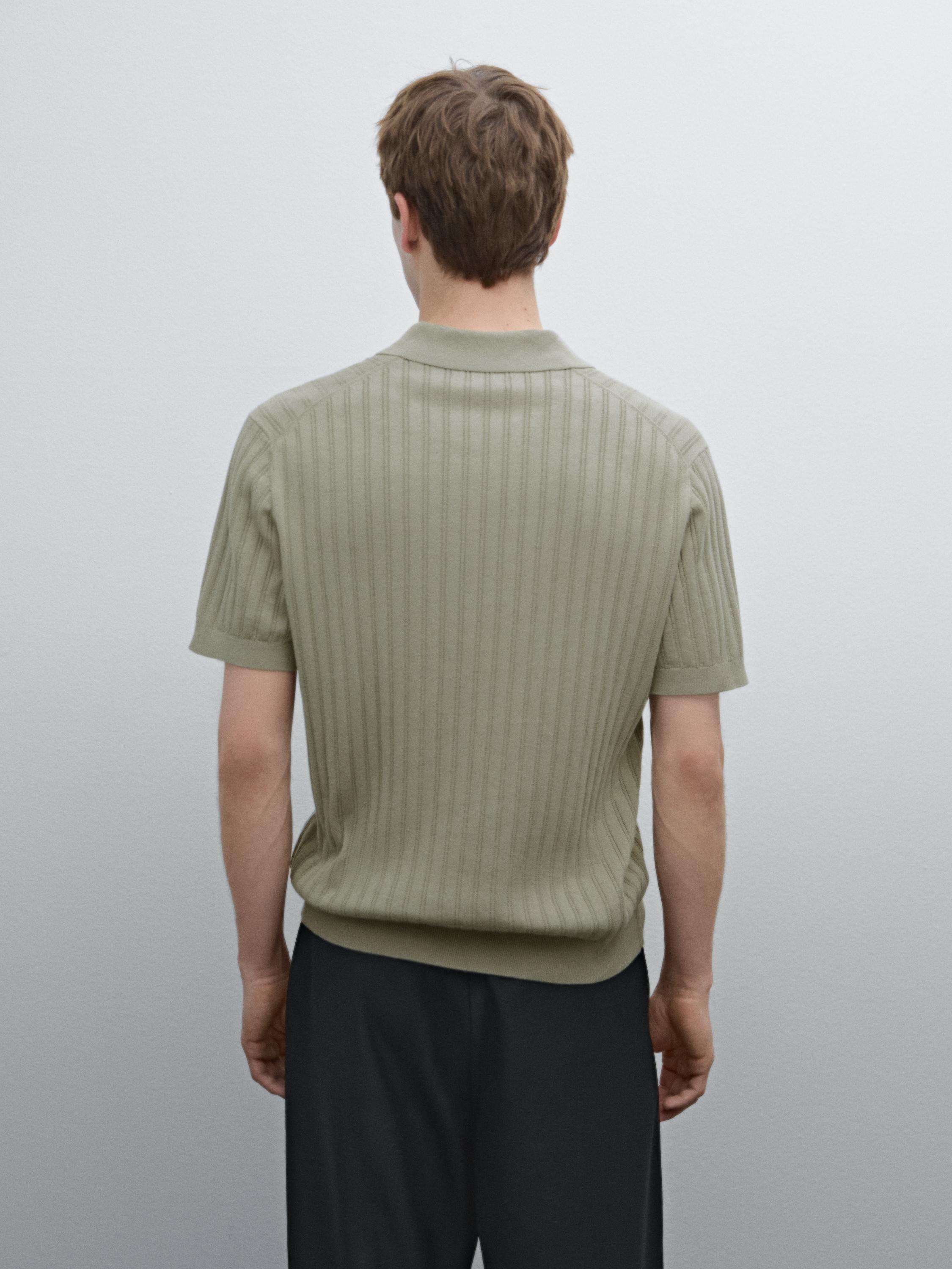 Ribbed knit polo collar sweater