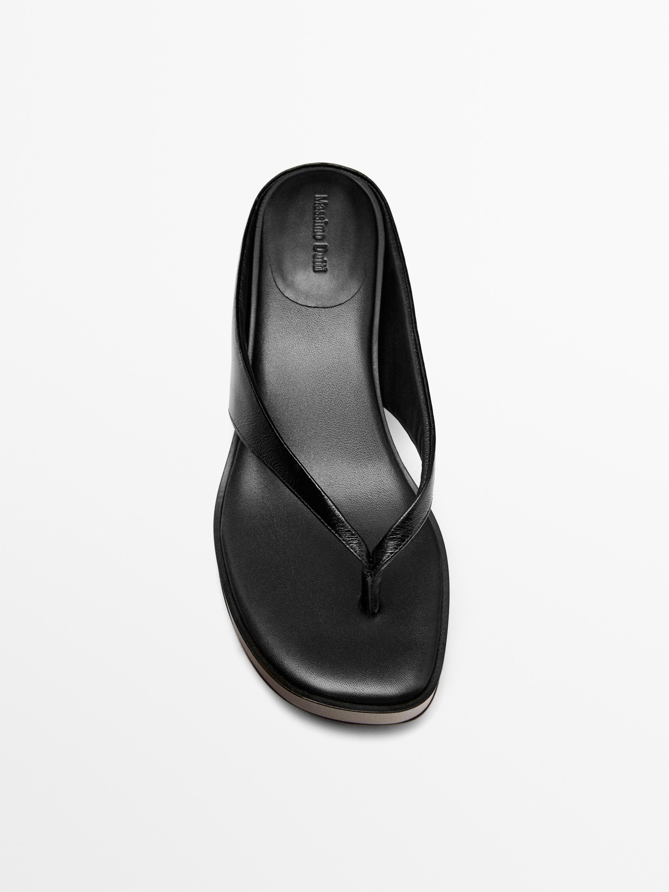 Mid-heel sandals with toe divider — BLACK
