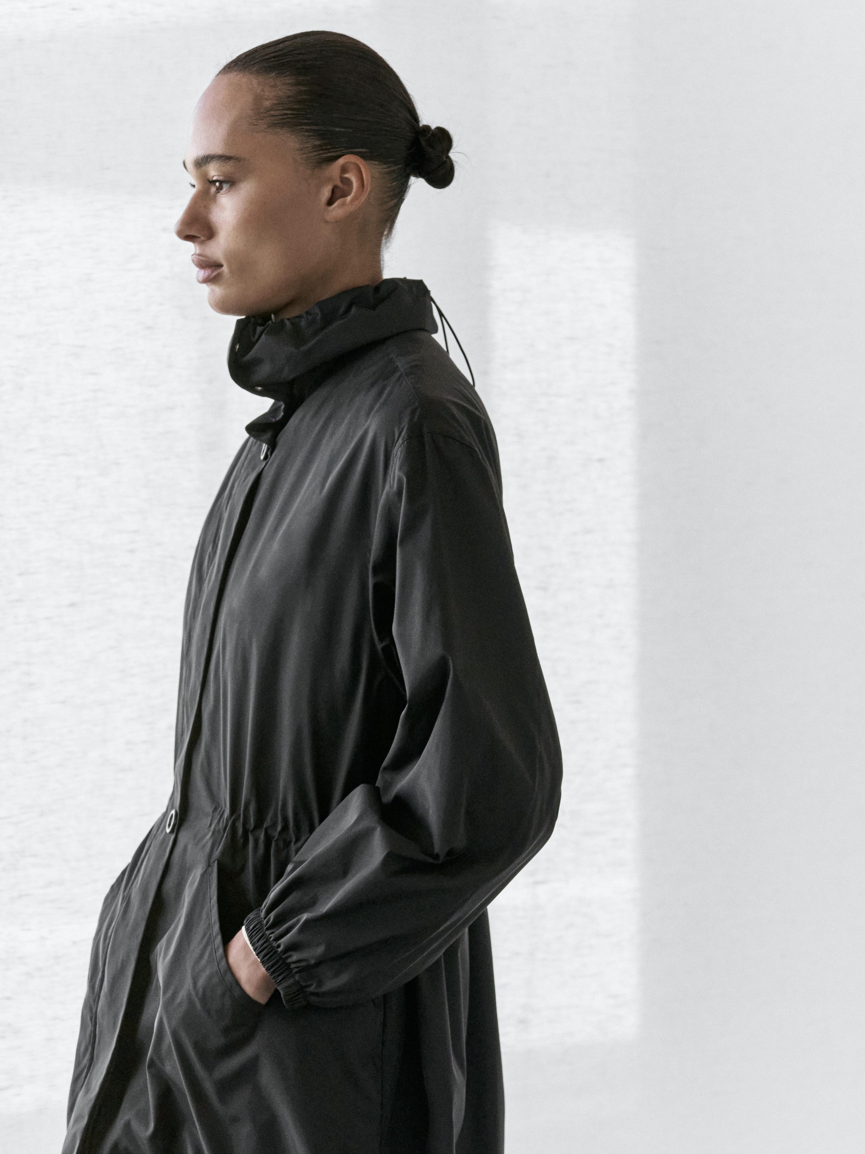 Water-repellent parka with detachable inner gilet — BLACK